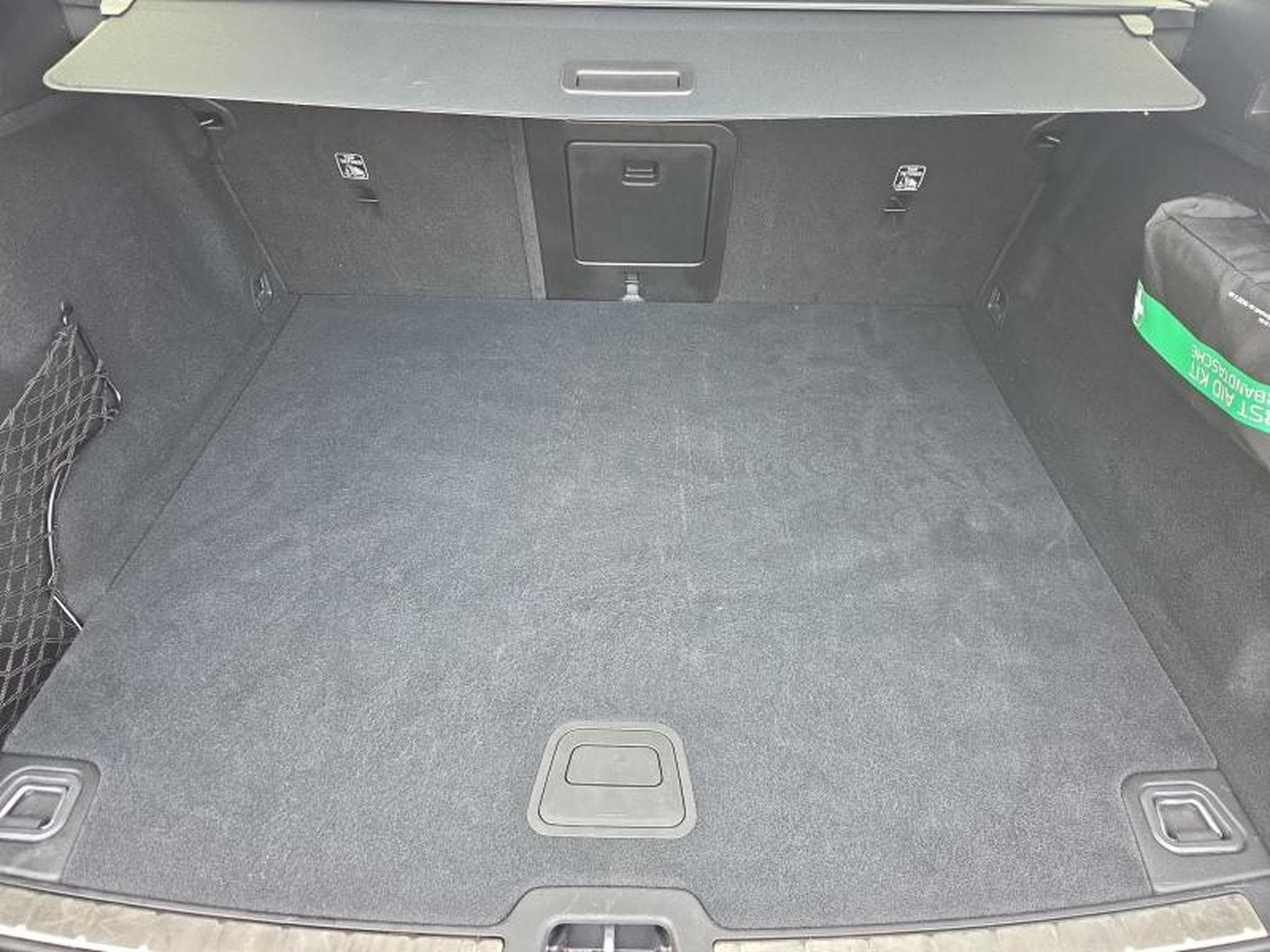 Volvo XC60 B5 Black Edition Plus / Essence (2025) - Photo 19