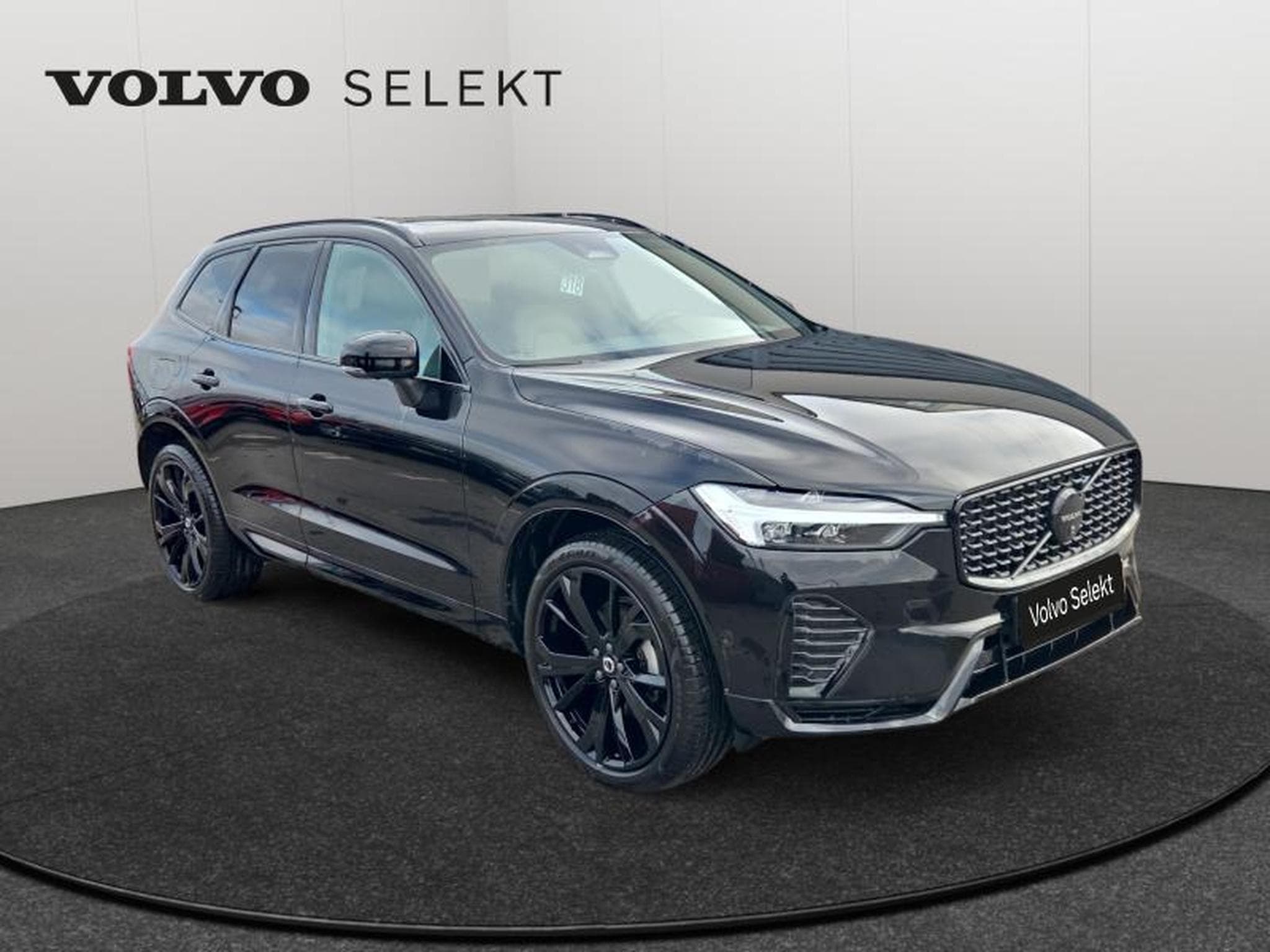 Volvo XC60 B5 Black Edition Plus / Essence (2025) - Photo 8