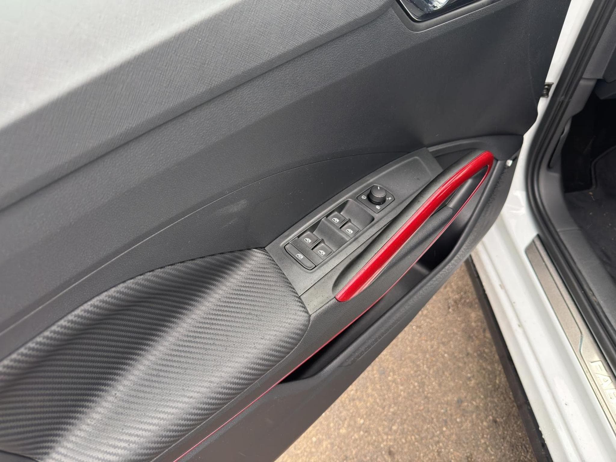 Skoda Fabia Monte Carlo (2026) - Photo 8
