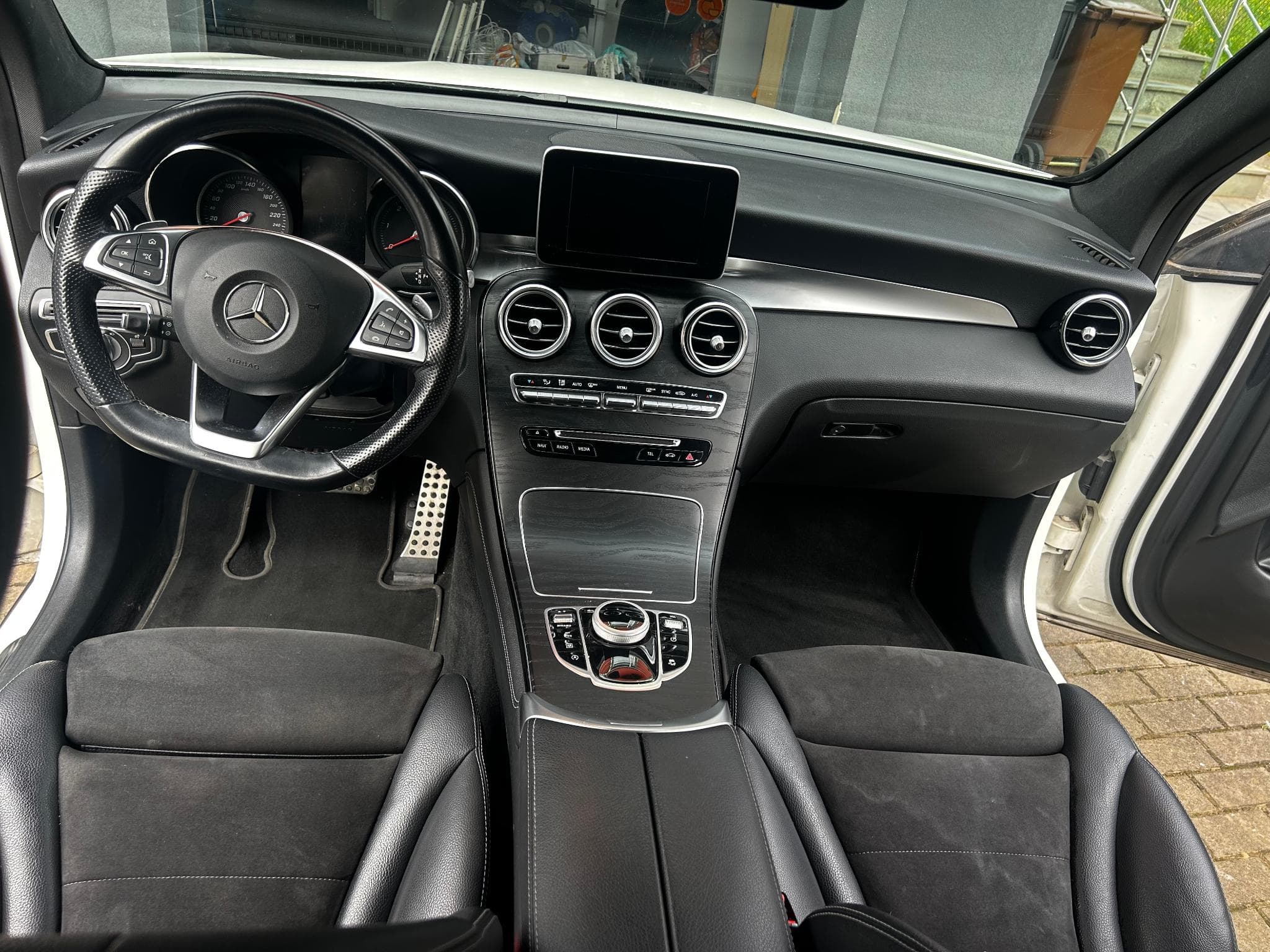 Mercedes GLC 250 d 4Matic/AMG (2019) - Foto 8