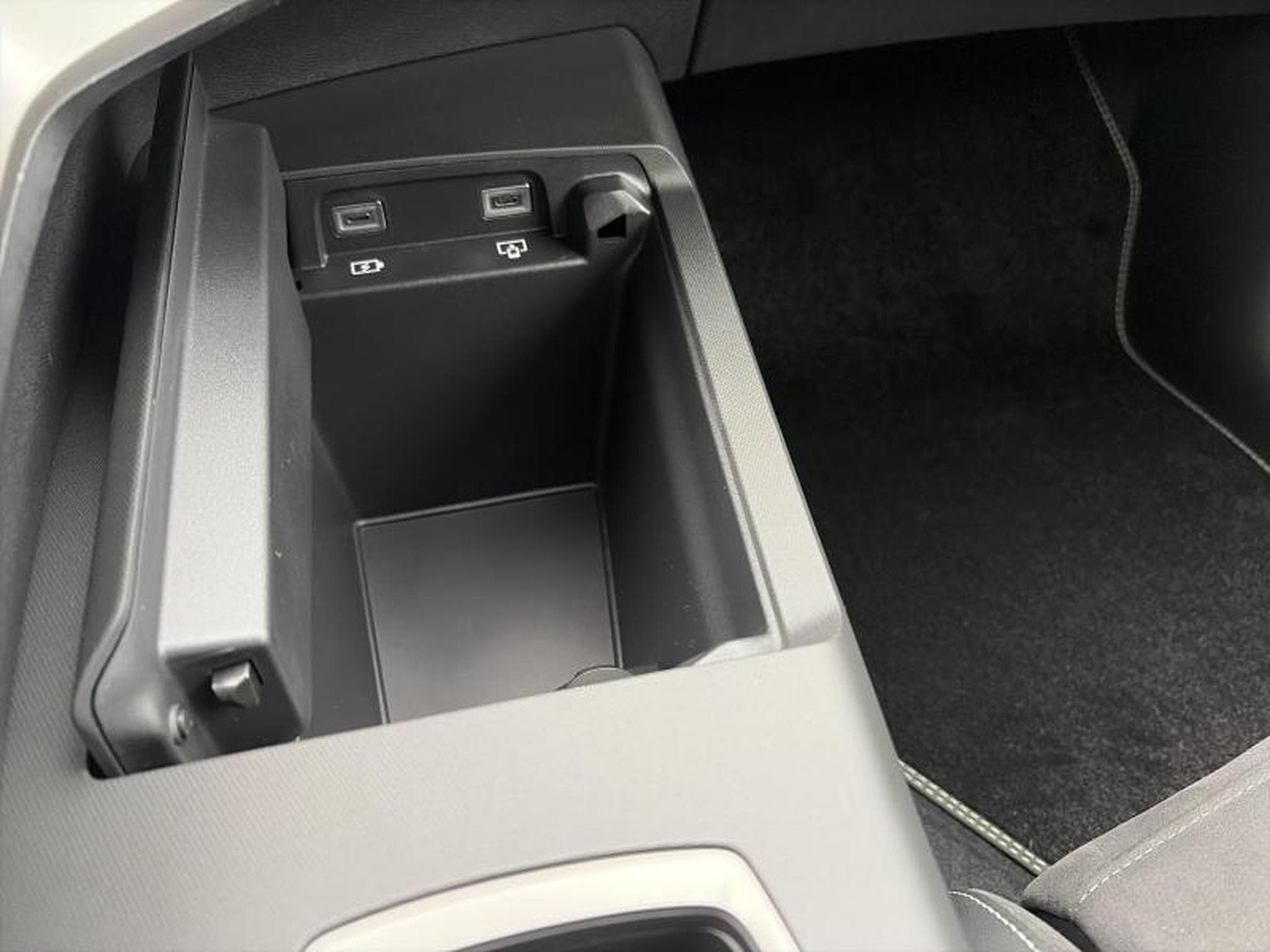 Peugeot 3008 III & e- (2026) - Foto 22