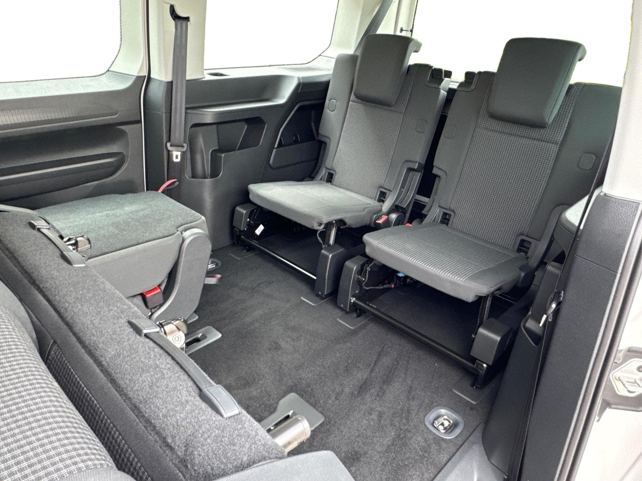 VW Caddy Caddy Maxi (2026) - Foto 14