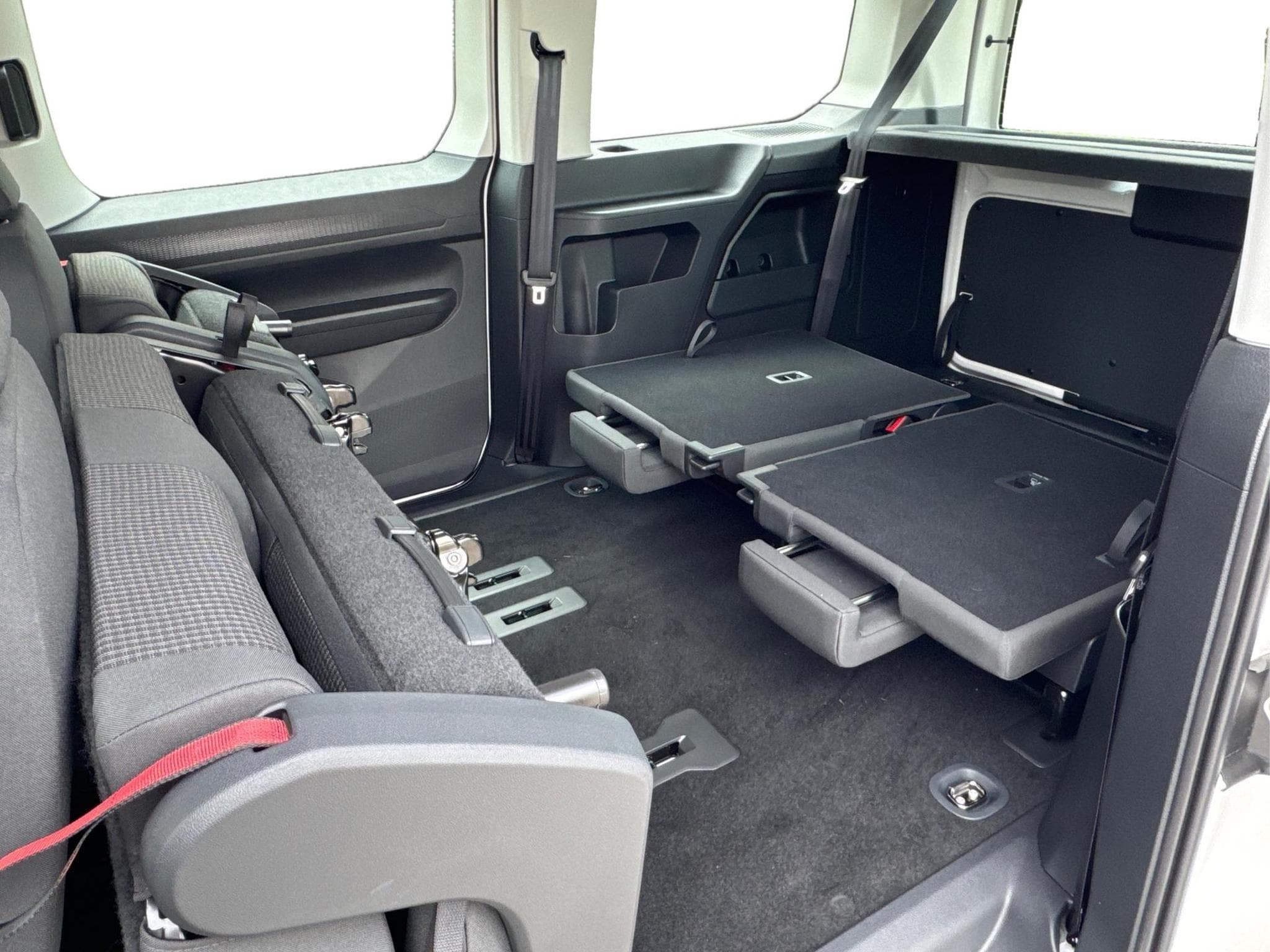 VW Caddy Caddy Maxi (2026) - Foto 15