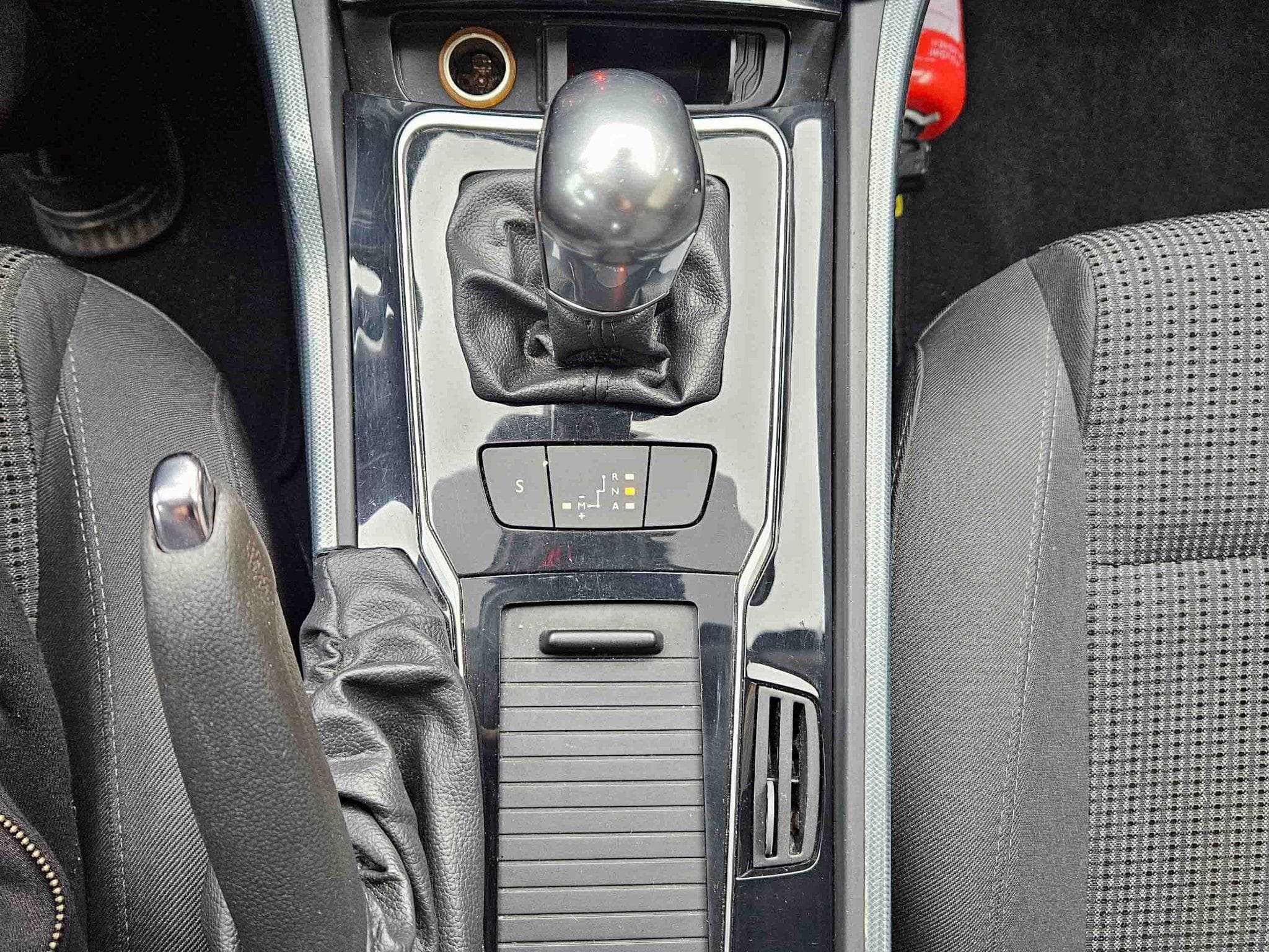 Peugeot 508 Peugeot 508 (2015) – 1.6 THP 165 EAT6 (2015) - Photo 12