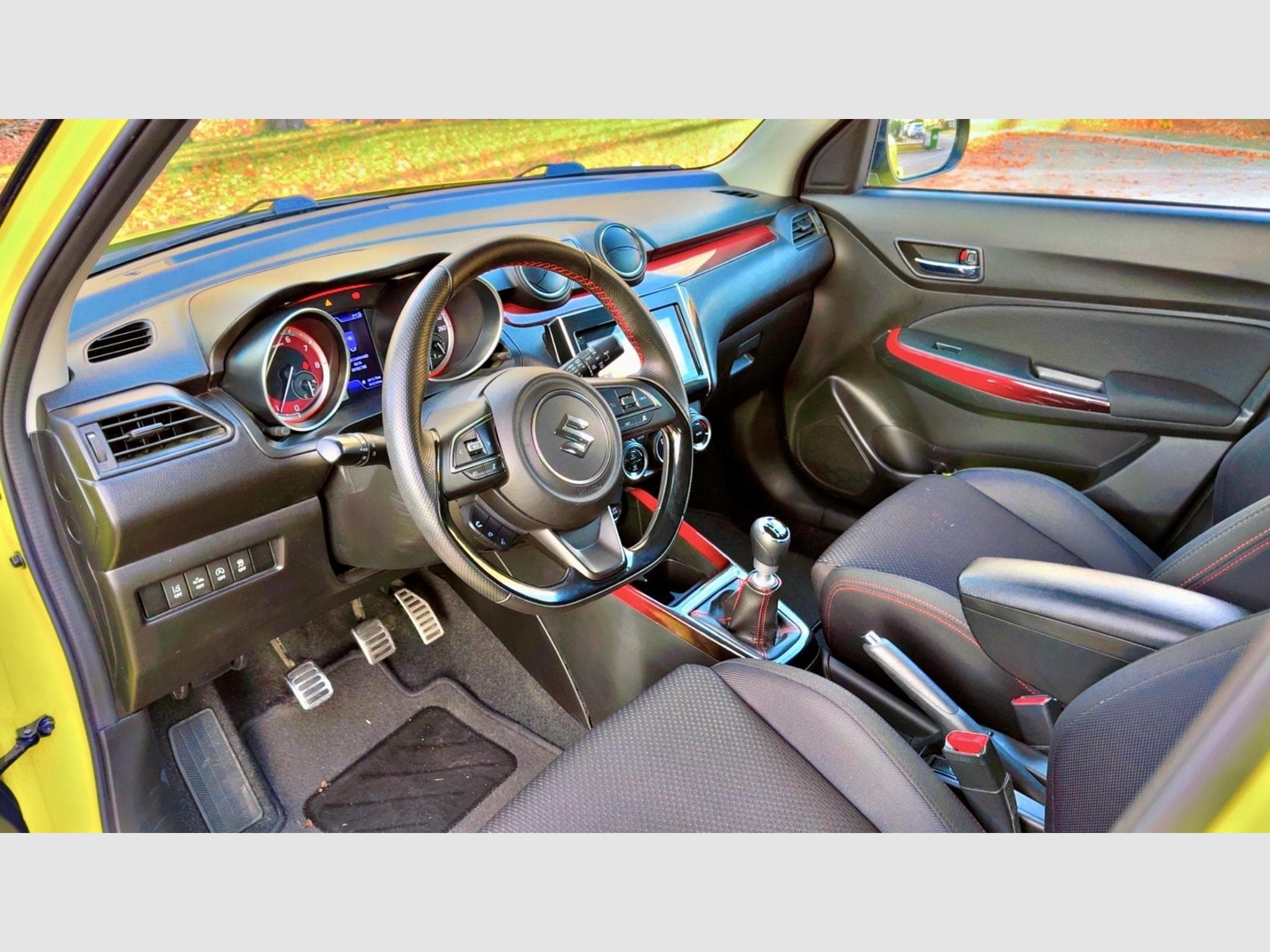 Suzuki Swift Sport (2019) - Photo 8