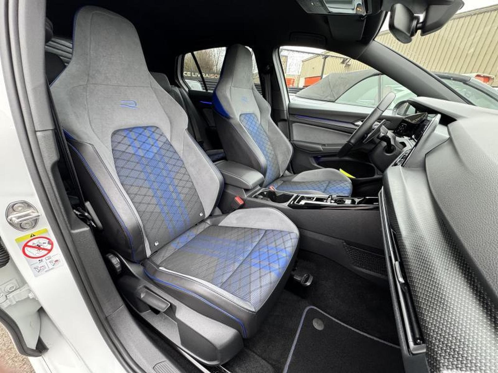VW Golf 4 MOTION 2.0 TSI 320CV (2022) - Photo 8