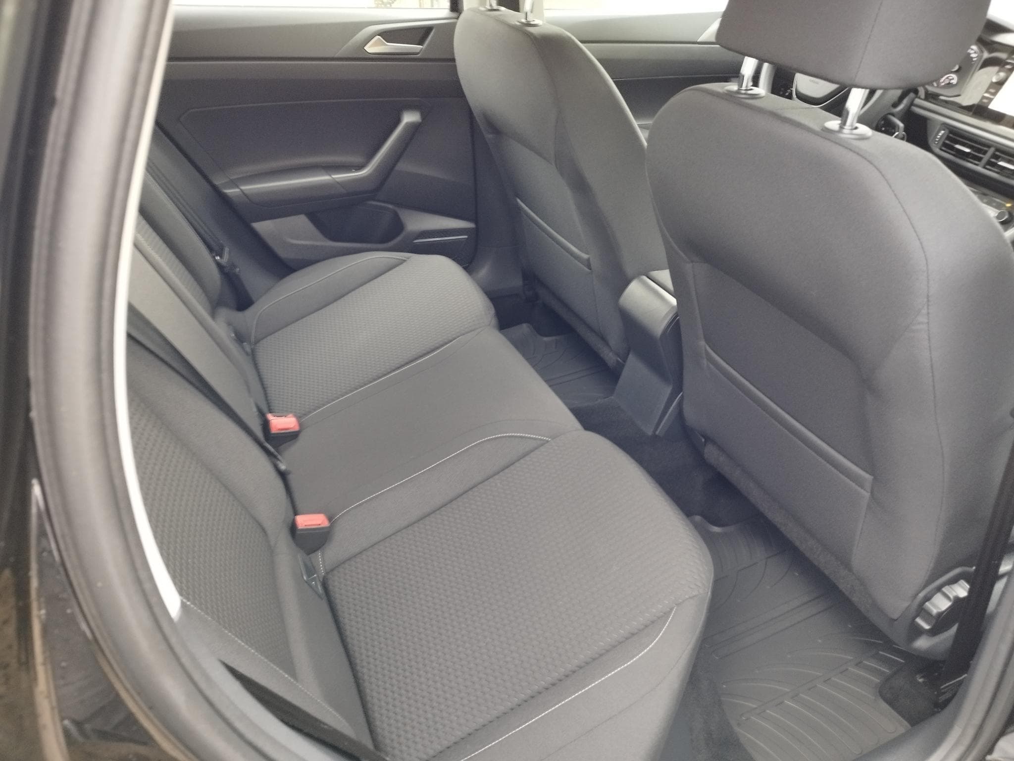 VW Polo 1.6 TDI 95 (2018) - Foto 13