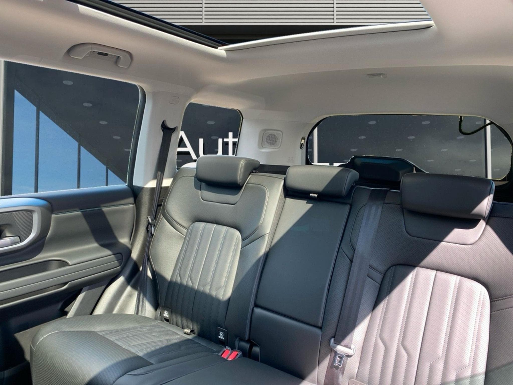 Baic BJ40 2.0 Turbo AWD ZF-Automatik (2026) - Photo 10