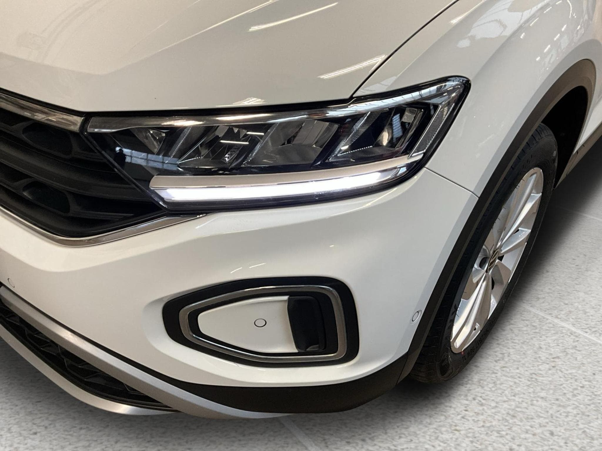 VW T-Roc Life+BVM+RearView+LED (2023) - Foto 17