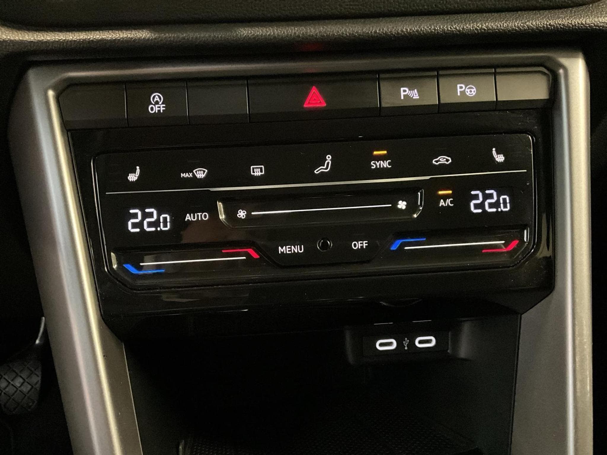 VW T-Roc Life+BVM+RearView+LED (2023) - Foto 19