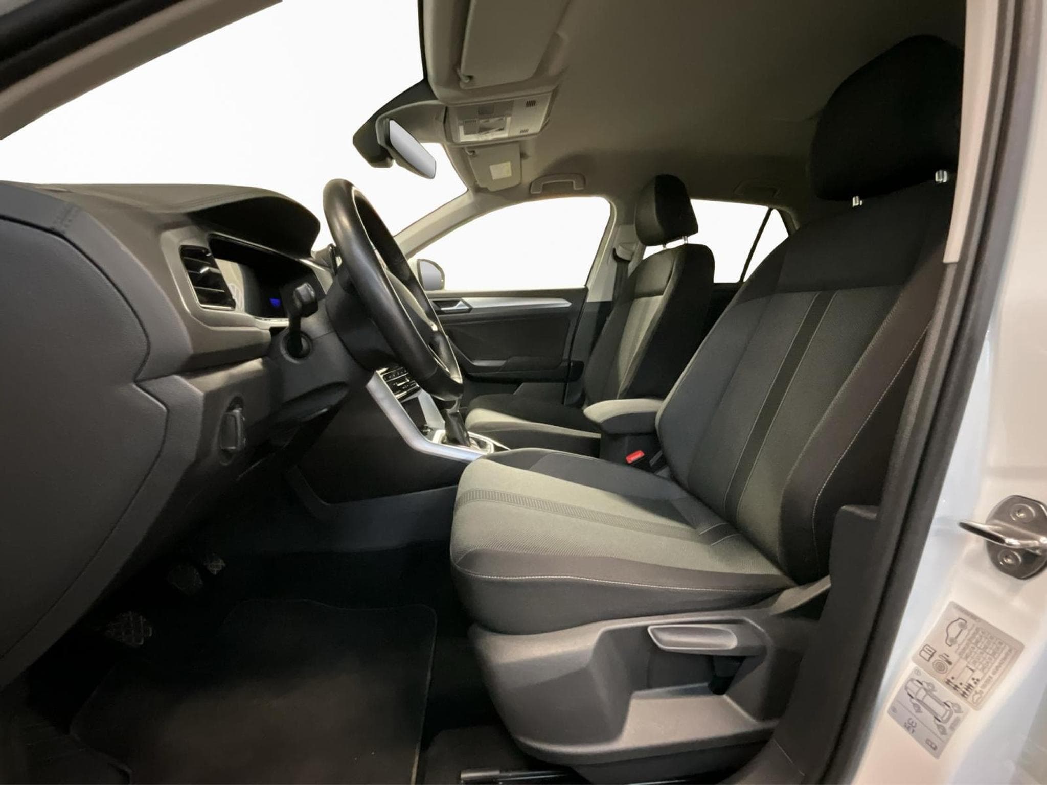 VW T-Roc Life+BVM+RearView+LED (2023) - Foto 9