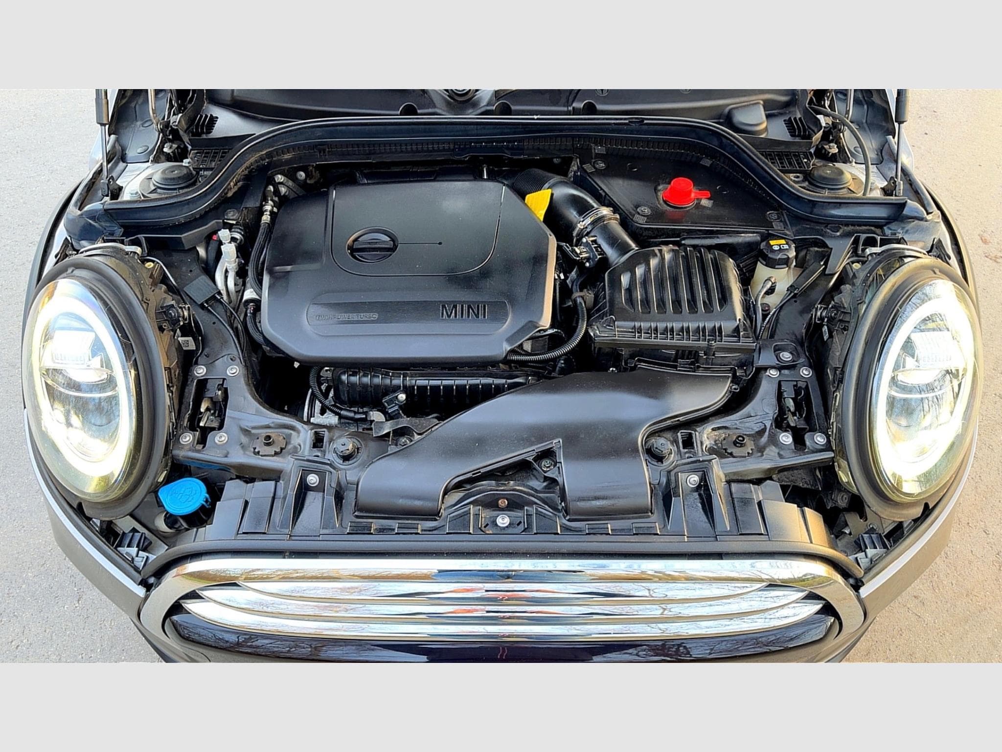 Mini Cabrio Cooper (2018) - Photo 9