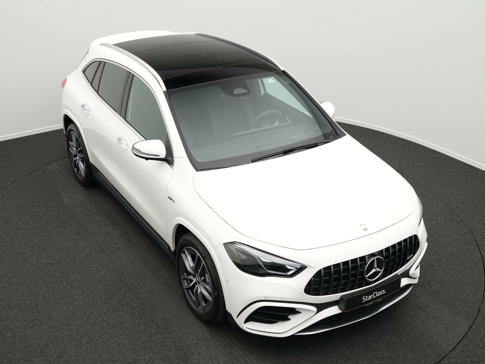 Mercedes GLA 35 AMG 4MATIC Multi+360°+Pano+Kamera+Memo (2024) - Photo 10