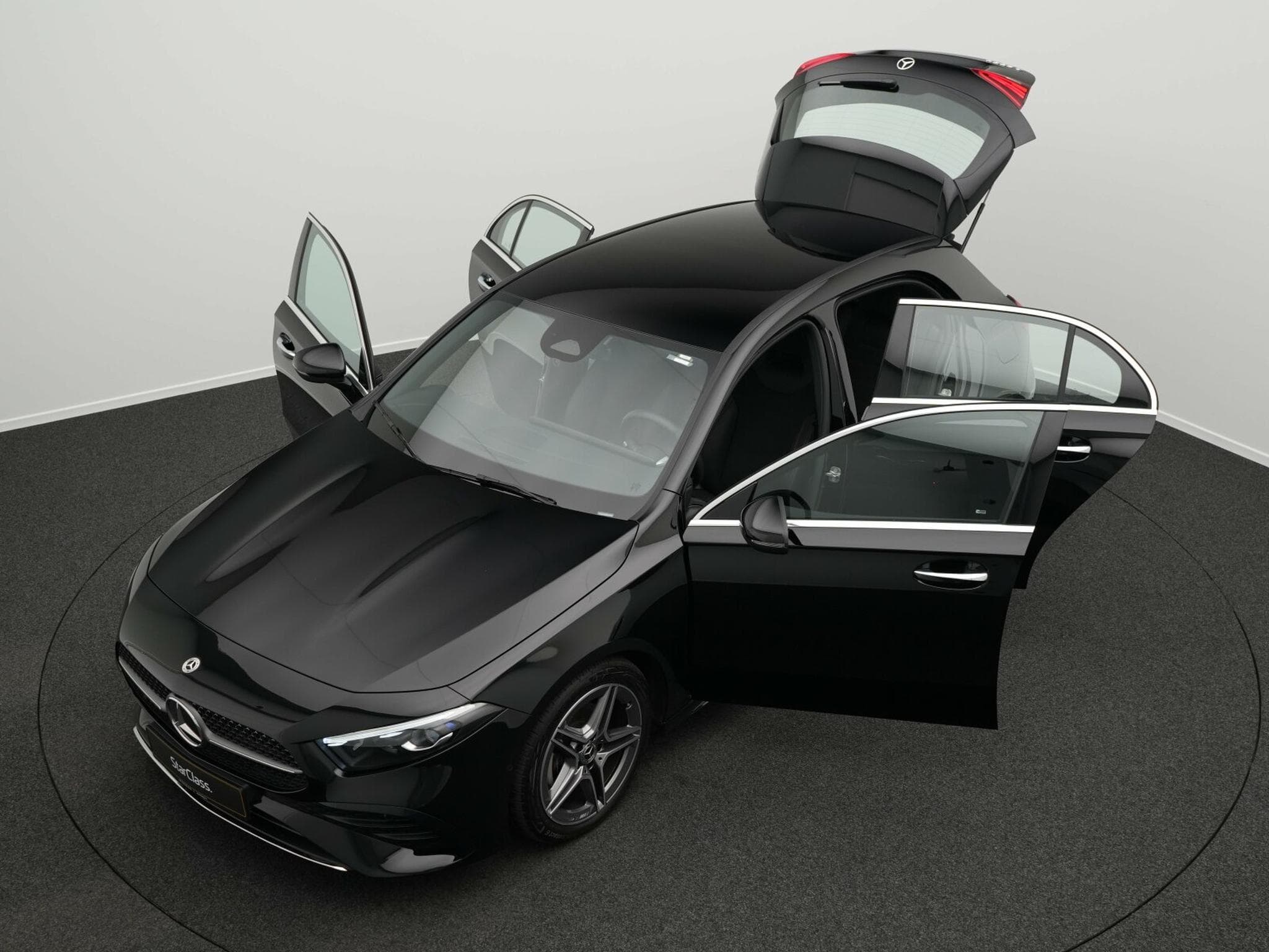 Mercedes A 200 d AMG-Line Multi+Kamera+Ambi (2024) - Foto 12