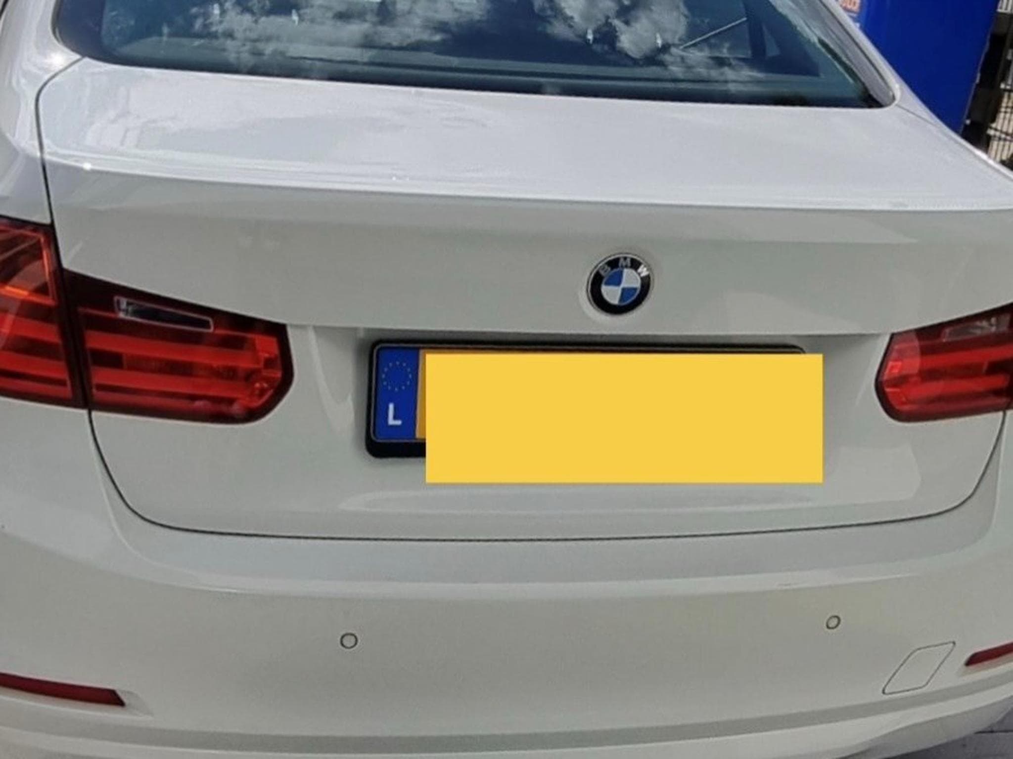 BMW 318 (2014) - Photo 3