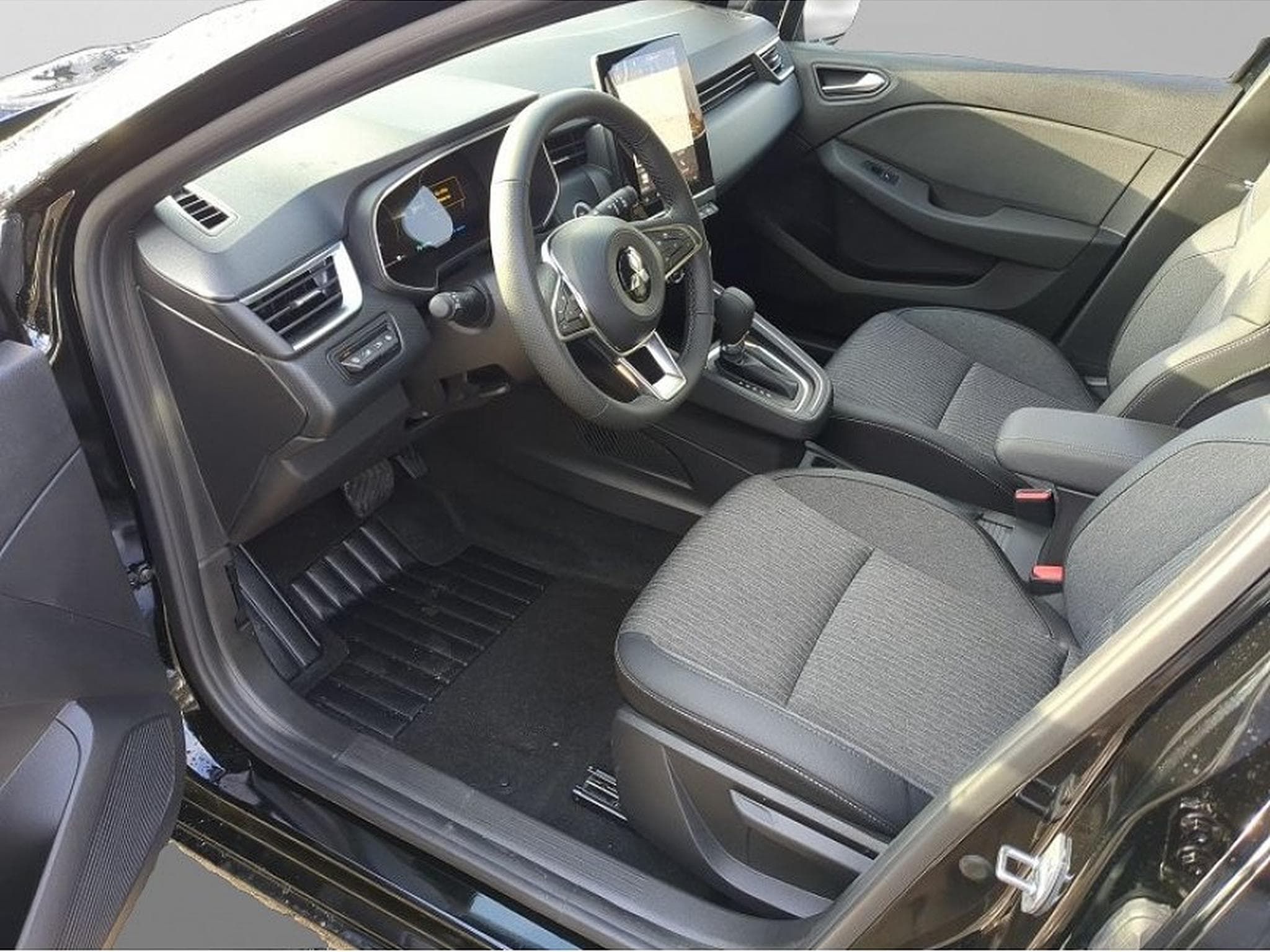 Mitsubishi Colt (2026) - Photo 4