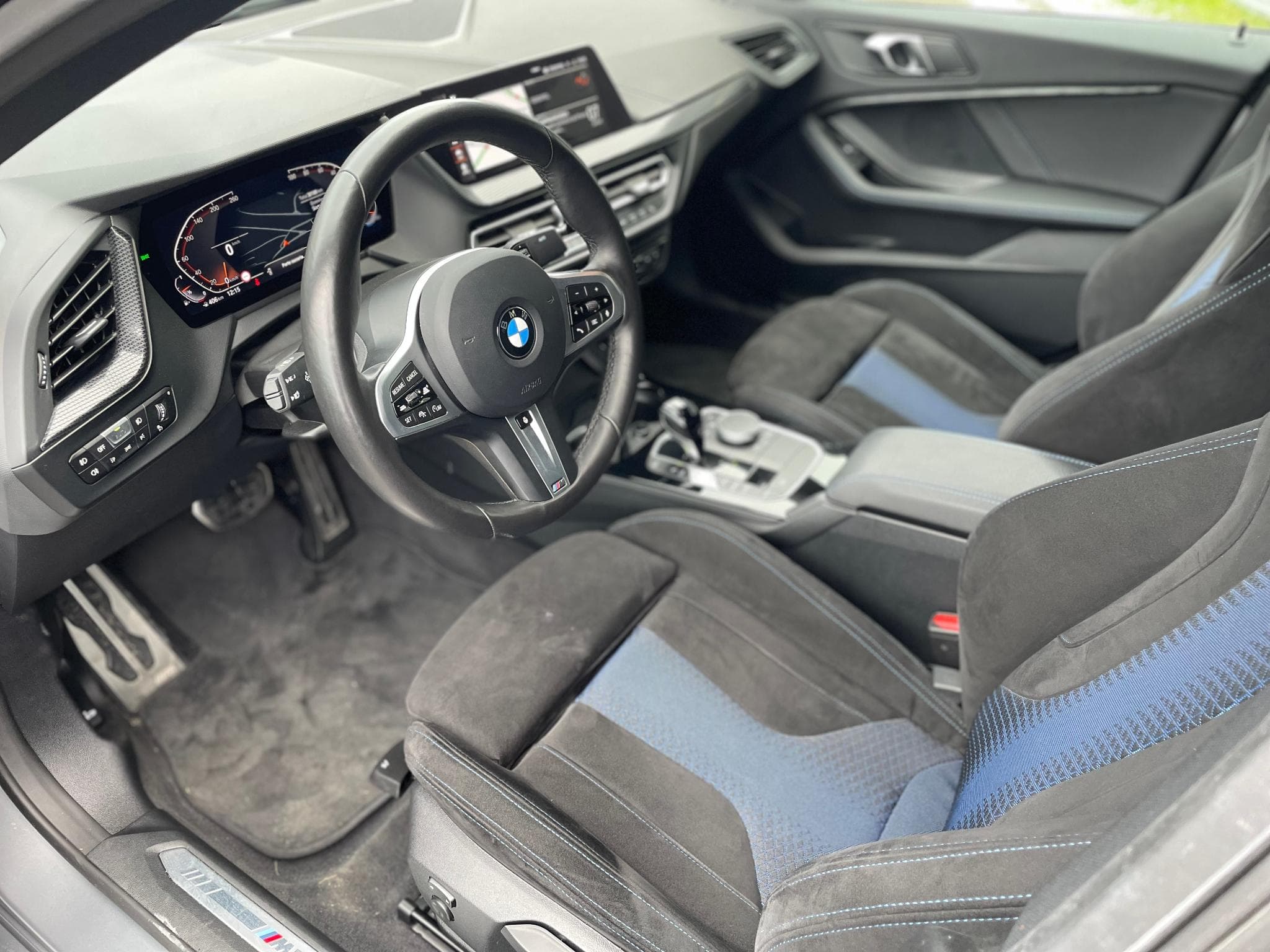 BMW 218 Gran Coupé i Pack M Auto Frozen Grey (2024) - Foto 6