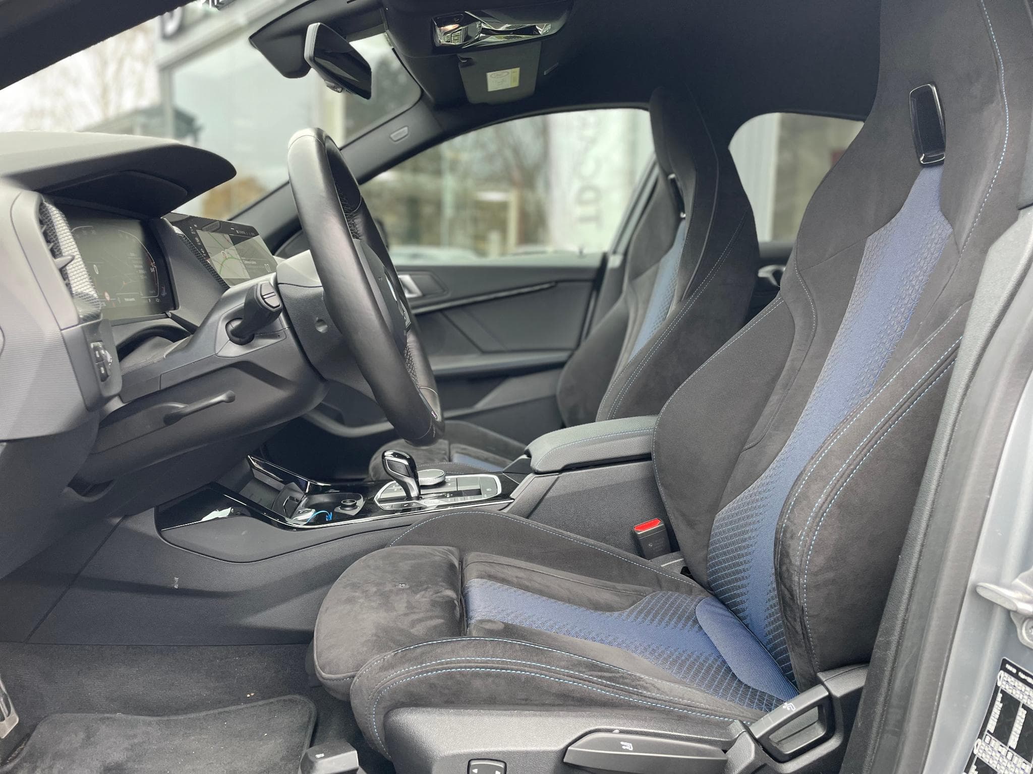 BMW 218 Gran Coupé i Pack M Auto Frozen Grey (2024) - Foto 7