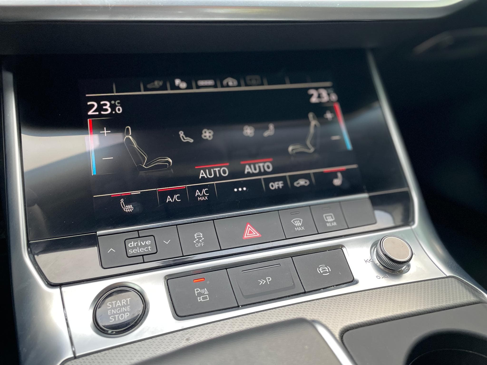 Audi A6 Avant sport 50 TFSI e quattro S-tronic S line (2022) - Photo 10