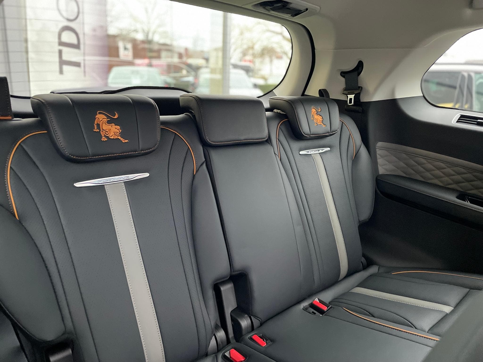 Forthing U-Tour 1.5 Turbo Auto Neuve 7 PLACES (2027) - Photo 6