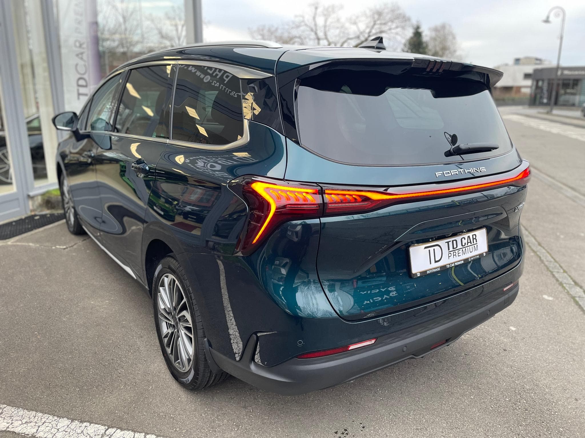 Forthing U-Tour 1.5 Turbo Auto Neuve 7 PLACES (2027) - Photo 17