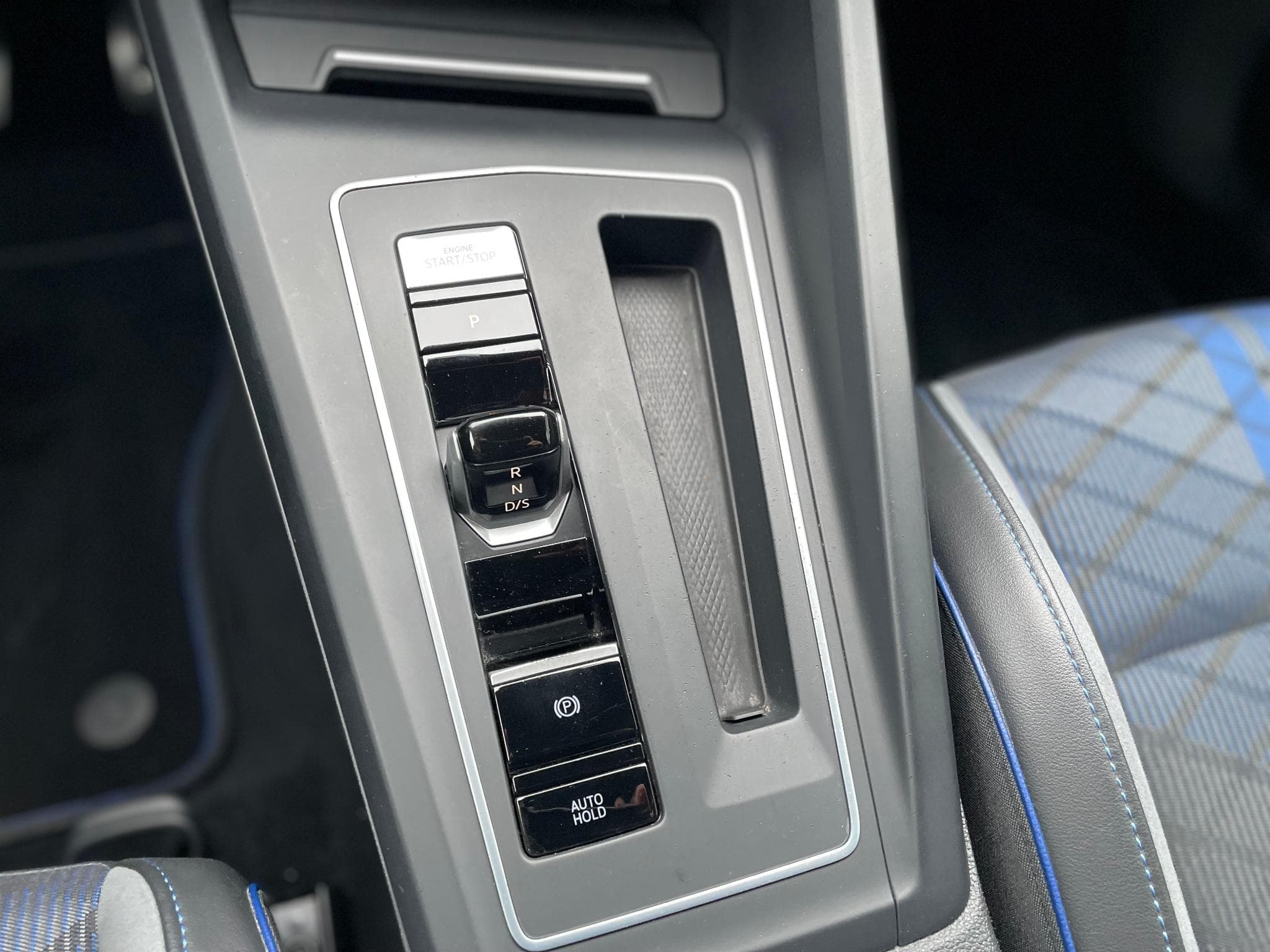 VW Golf 8 R DSG 4Motion Performance (2021) - Foto 10