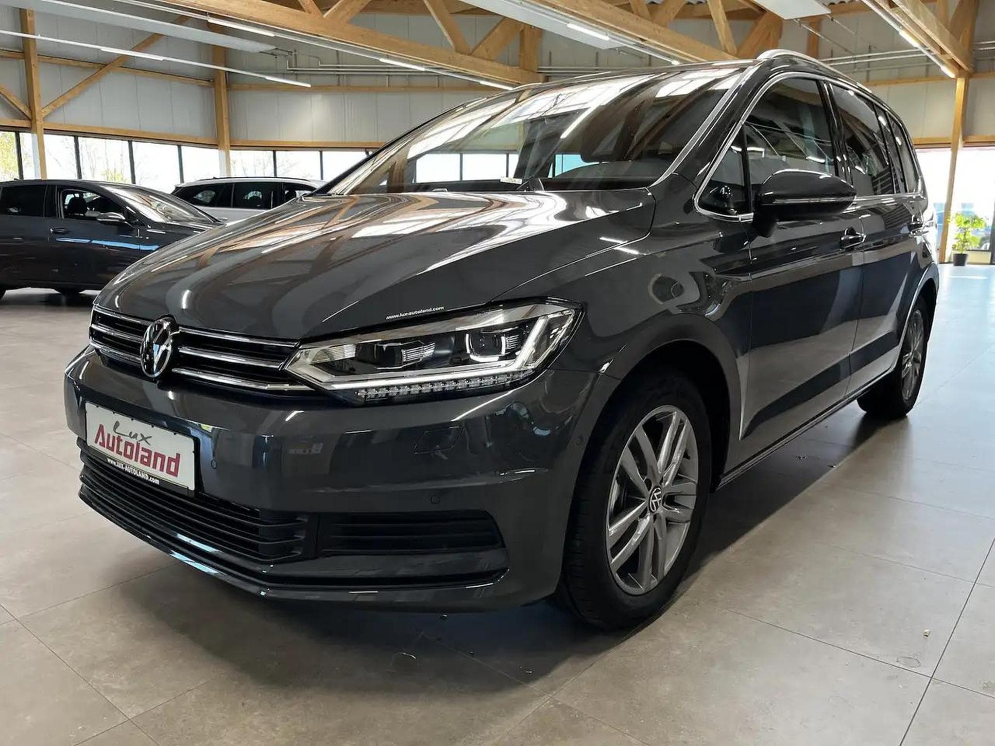 VW Touran (2025) - Foto 22