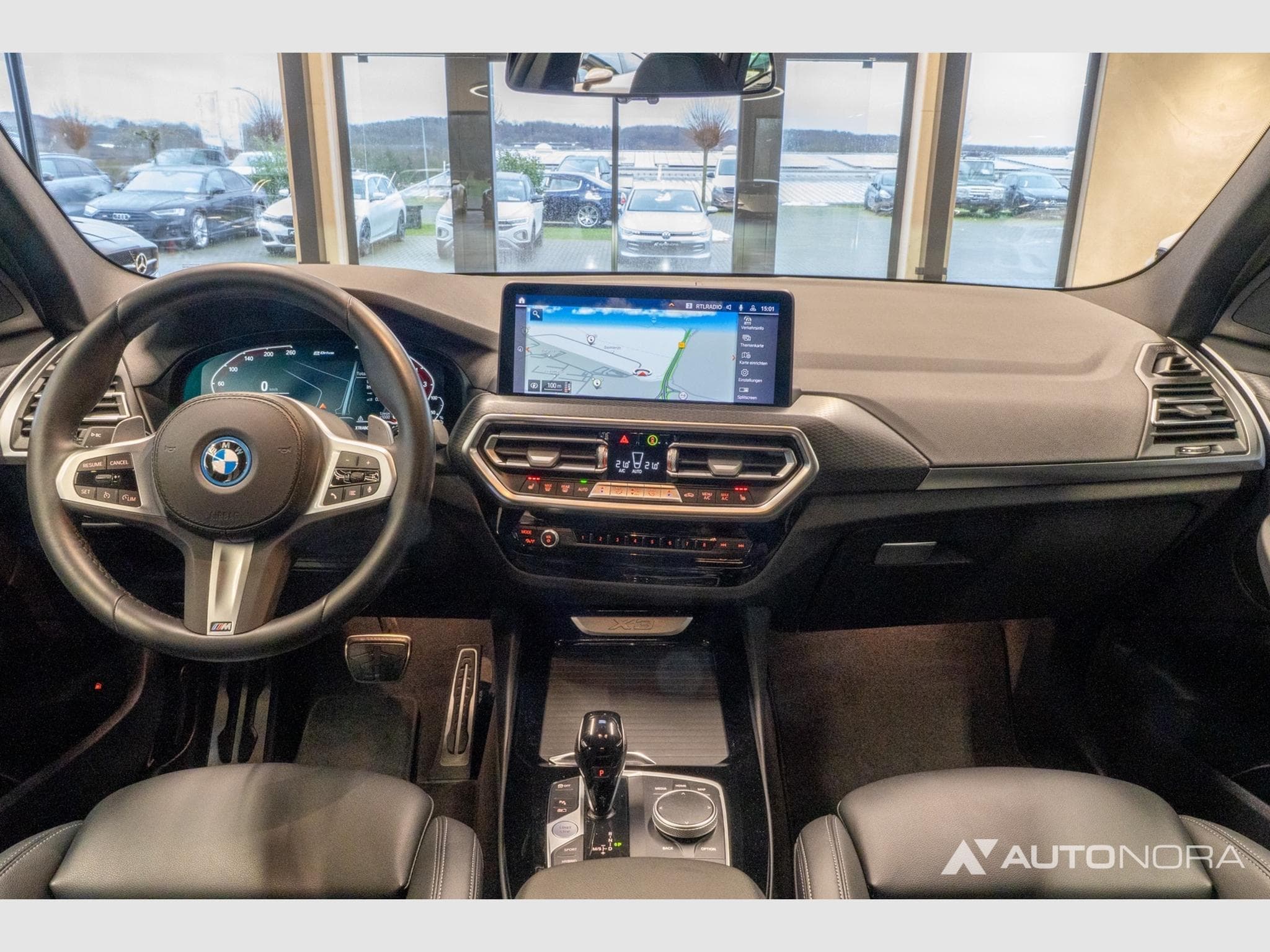 BMW X3 xDrive30e M Sport (2023) - Photo 15