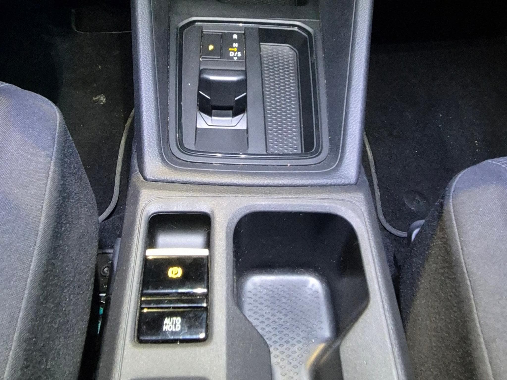 VW Caddy TSI AG7 (2023) - Foto 9