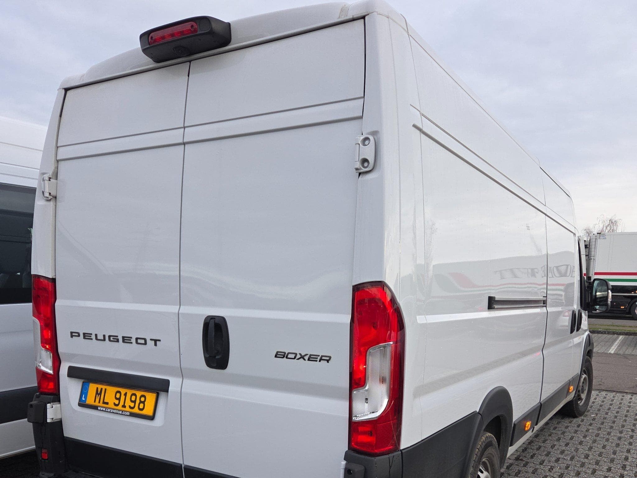 Peugeot Boxer H2 L4 Toute Option (2025) - Foto 4
