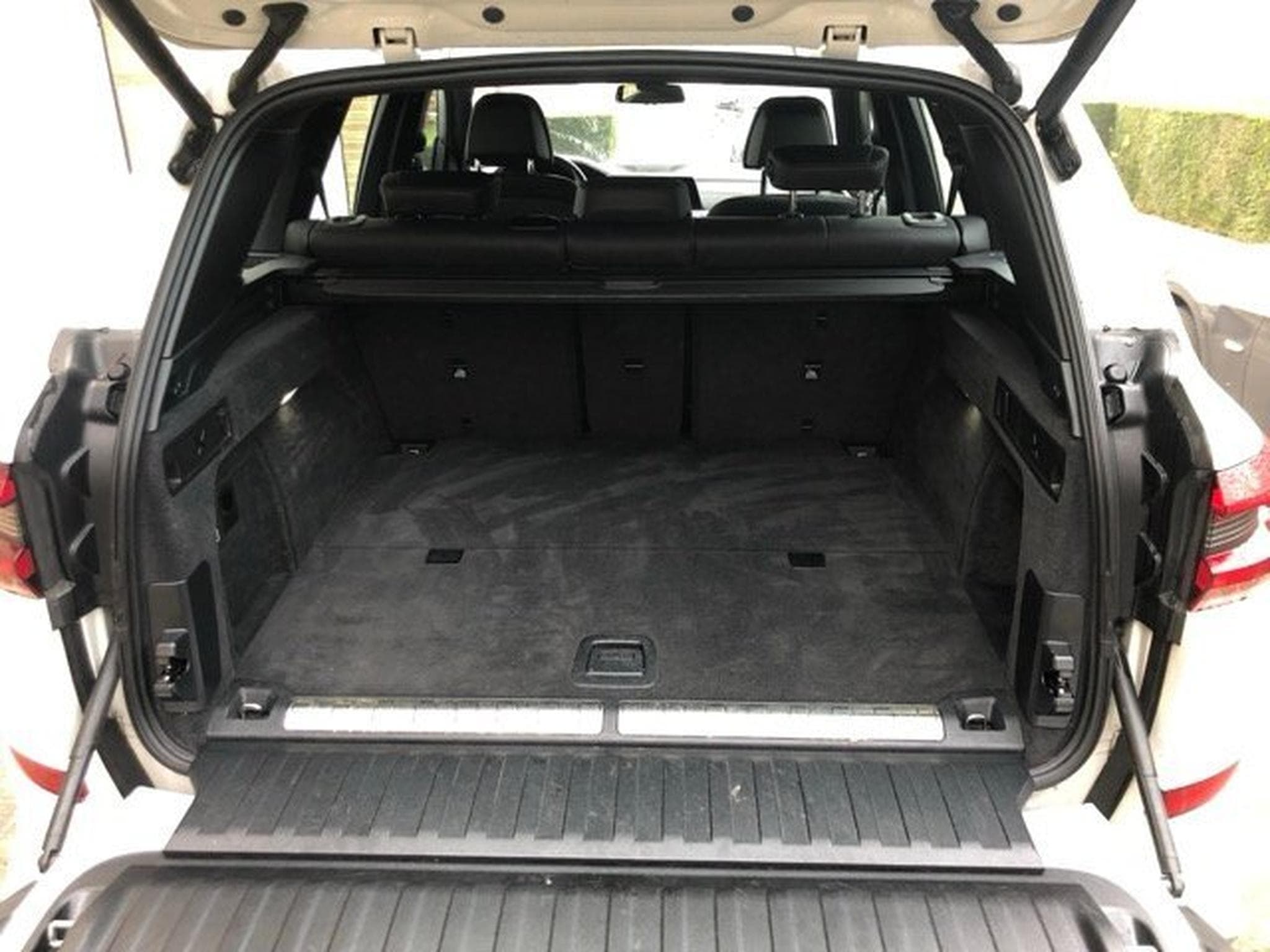 BMW X5 X5 PHEV 3.0A xDrive45e (EU6AP) (2022) - Foto 4