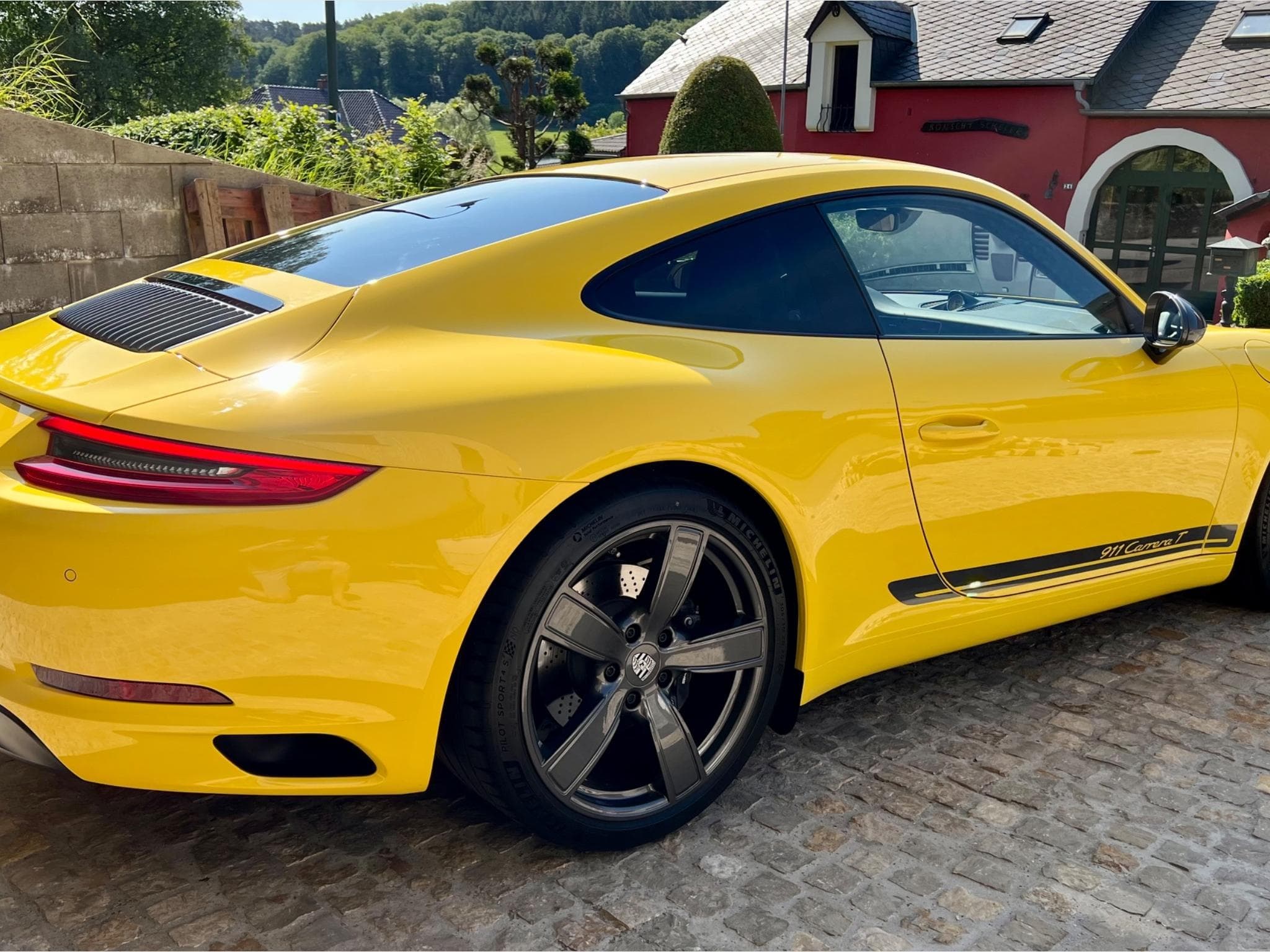 Porsche 991 Carrera T (2018) - Photo 2