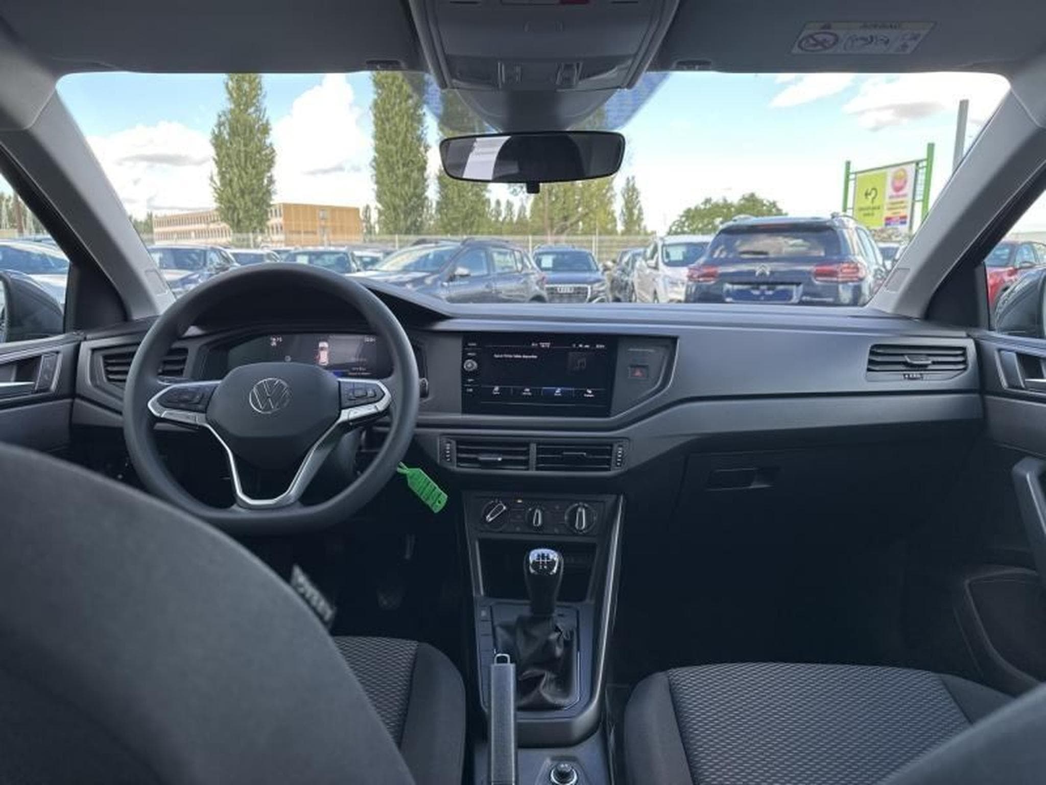 VW Polo 1.0 MPI 80ch LIMITED 5P (2025) - Foto 19