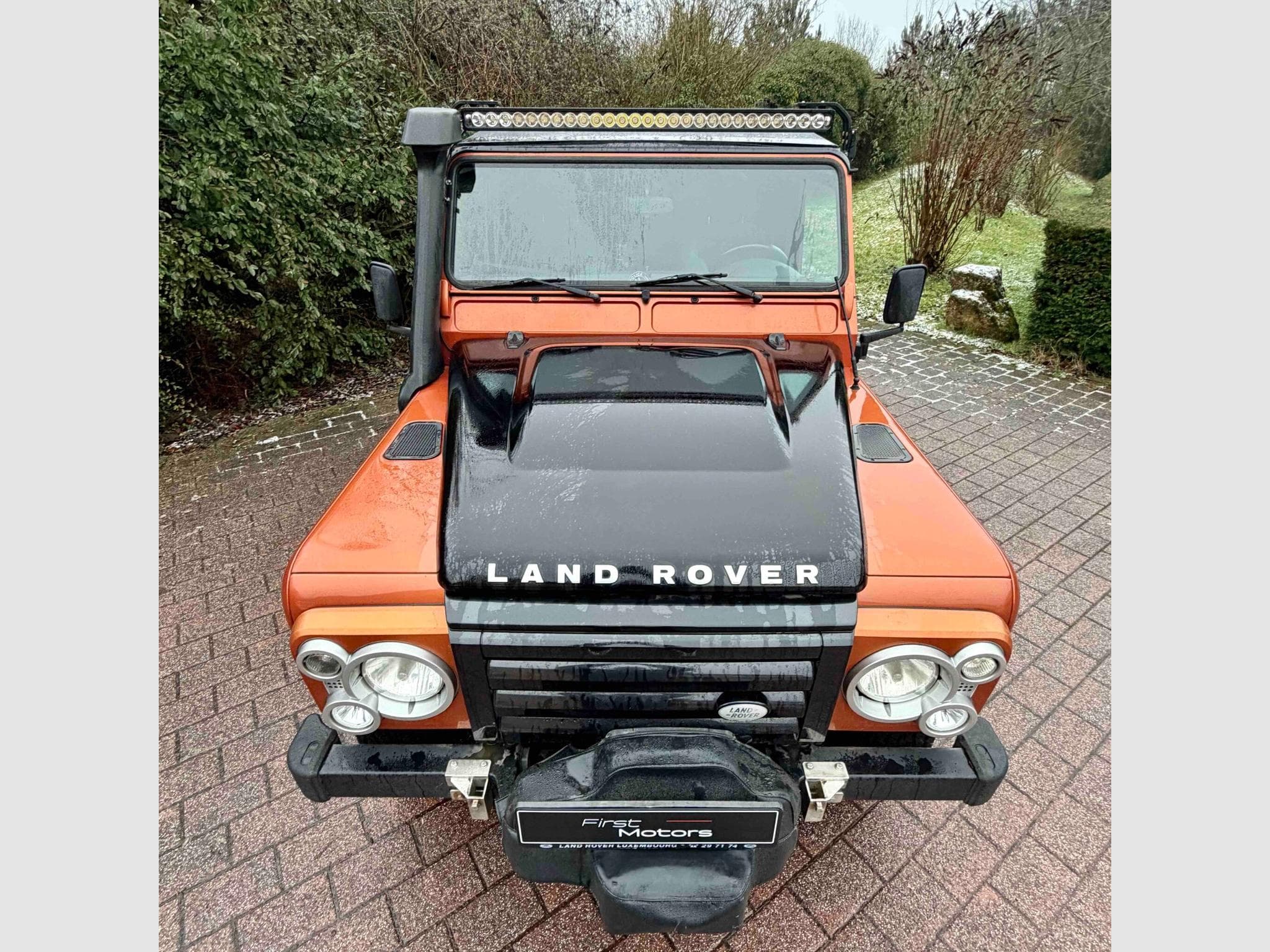 Land-Rover Defender FIRE 110 SW Limited Edition (2009) - Photo 2