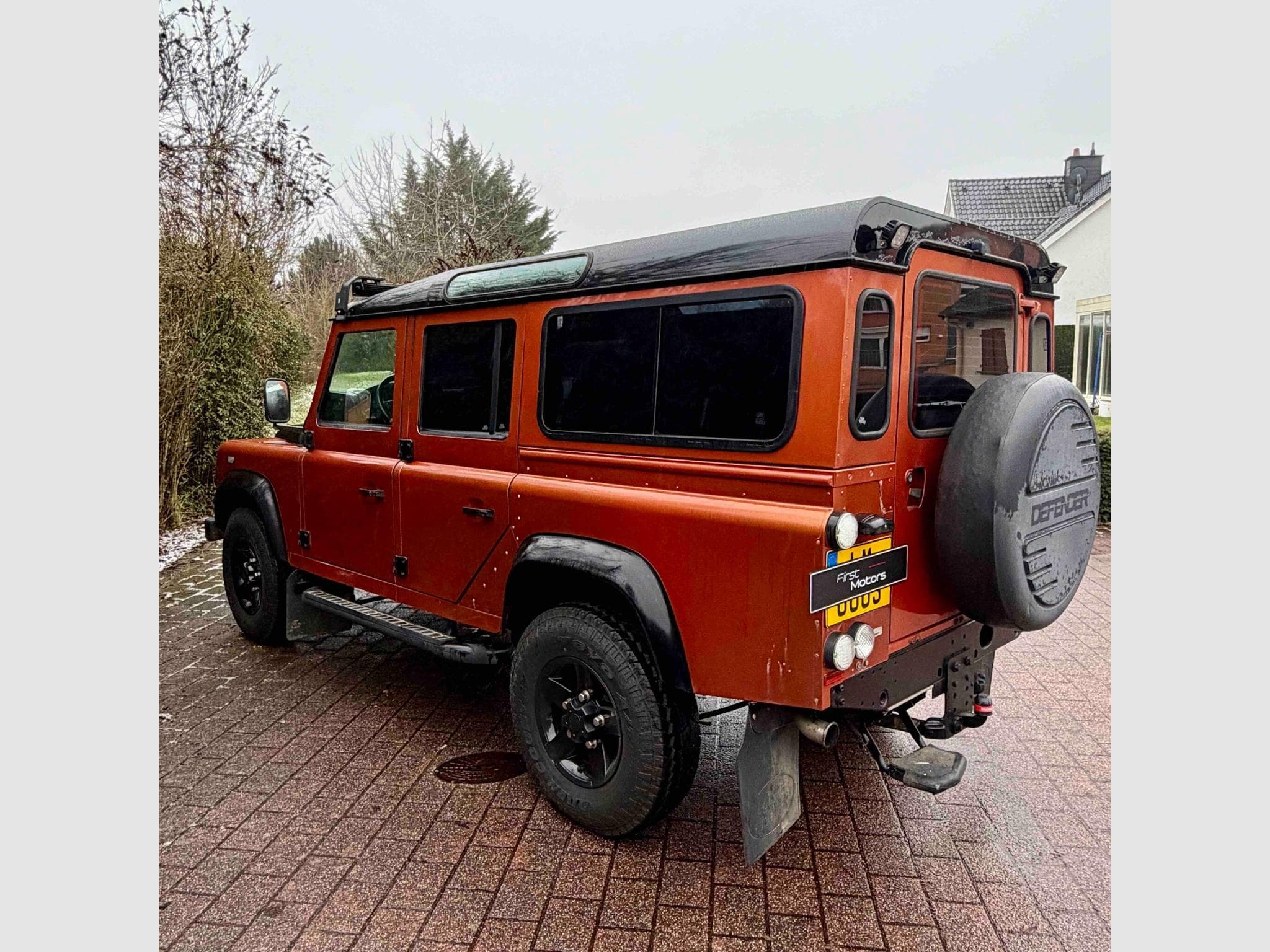 Land-Rover Defender FIRE 110 SW Limited Edition (2009) - Photo 5