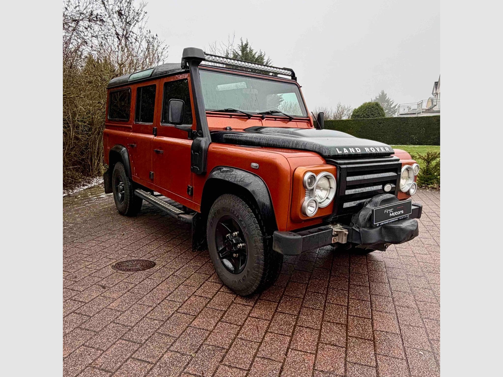 Land-Rover Defender FIRE 110 SW Limited Edition (2009) - Photo 4