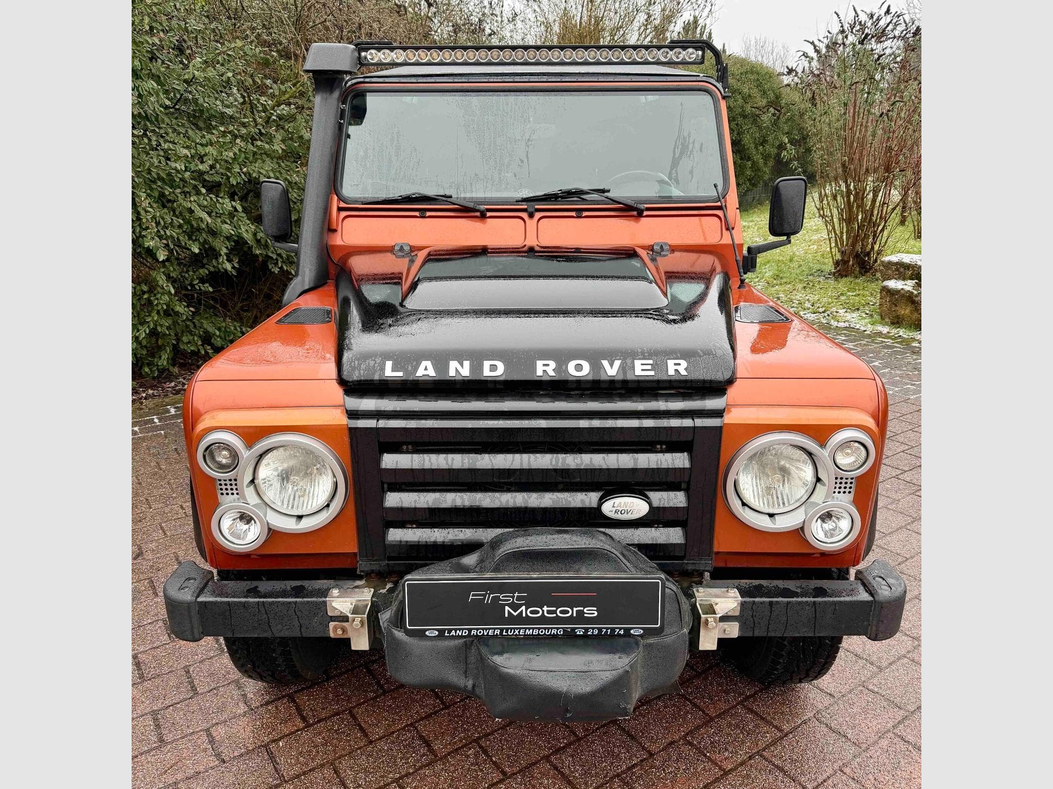 Land-Rover Defender FIRE 110 SW Limited Edition (2009) - Photo 3