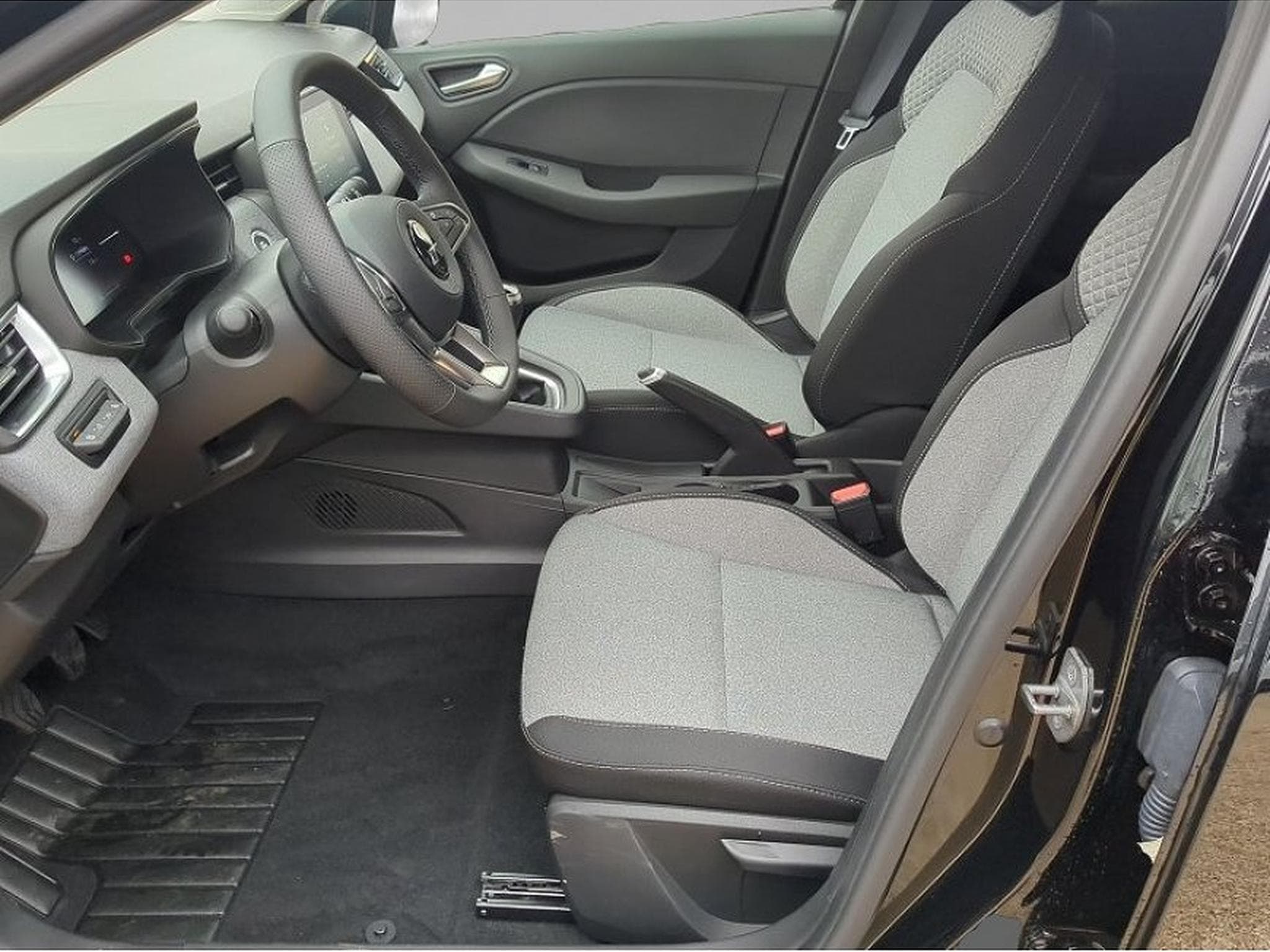 Mitsubishi Colt (2026) - Photo 4