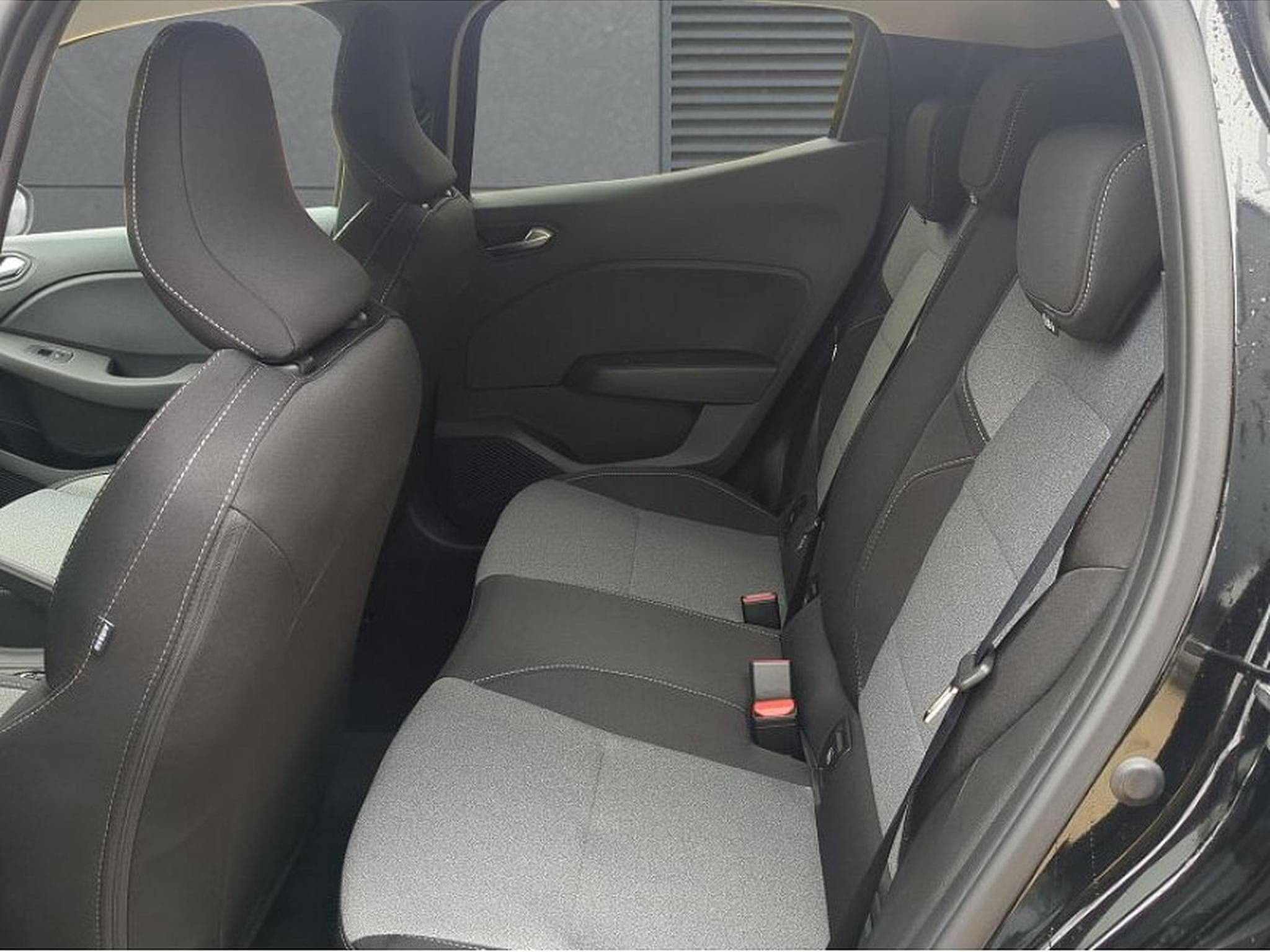 Mitsubishi Colt (2026) - Photo 6