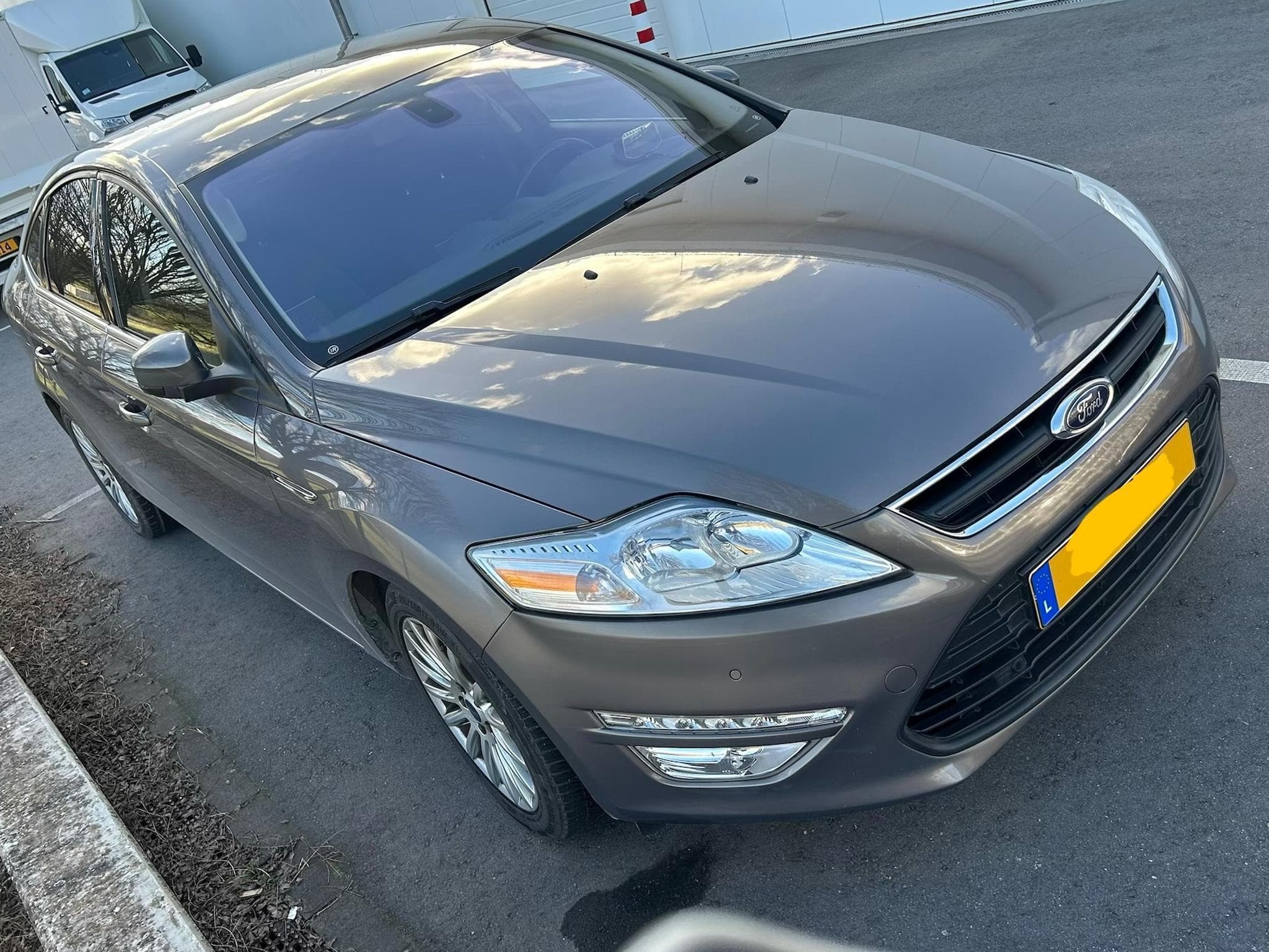 Ford Mondeo (2012) - Photo 1