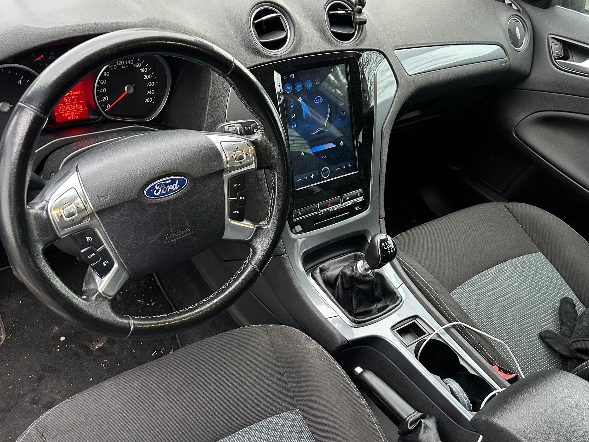 Ford Mondeo (2012) - Photo 3