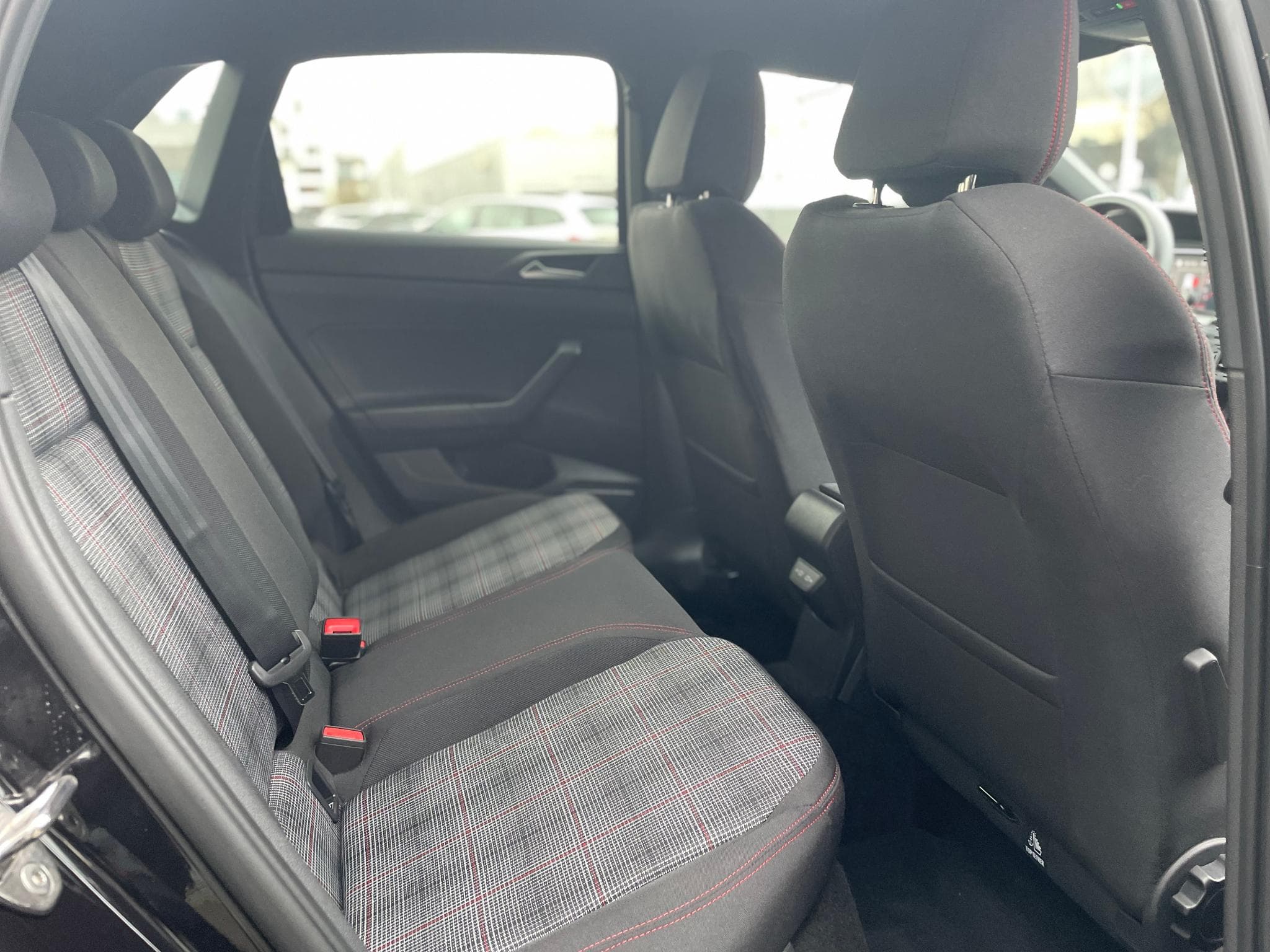 VW Polo 2.0 TSI DSG (2024) - Foto 5