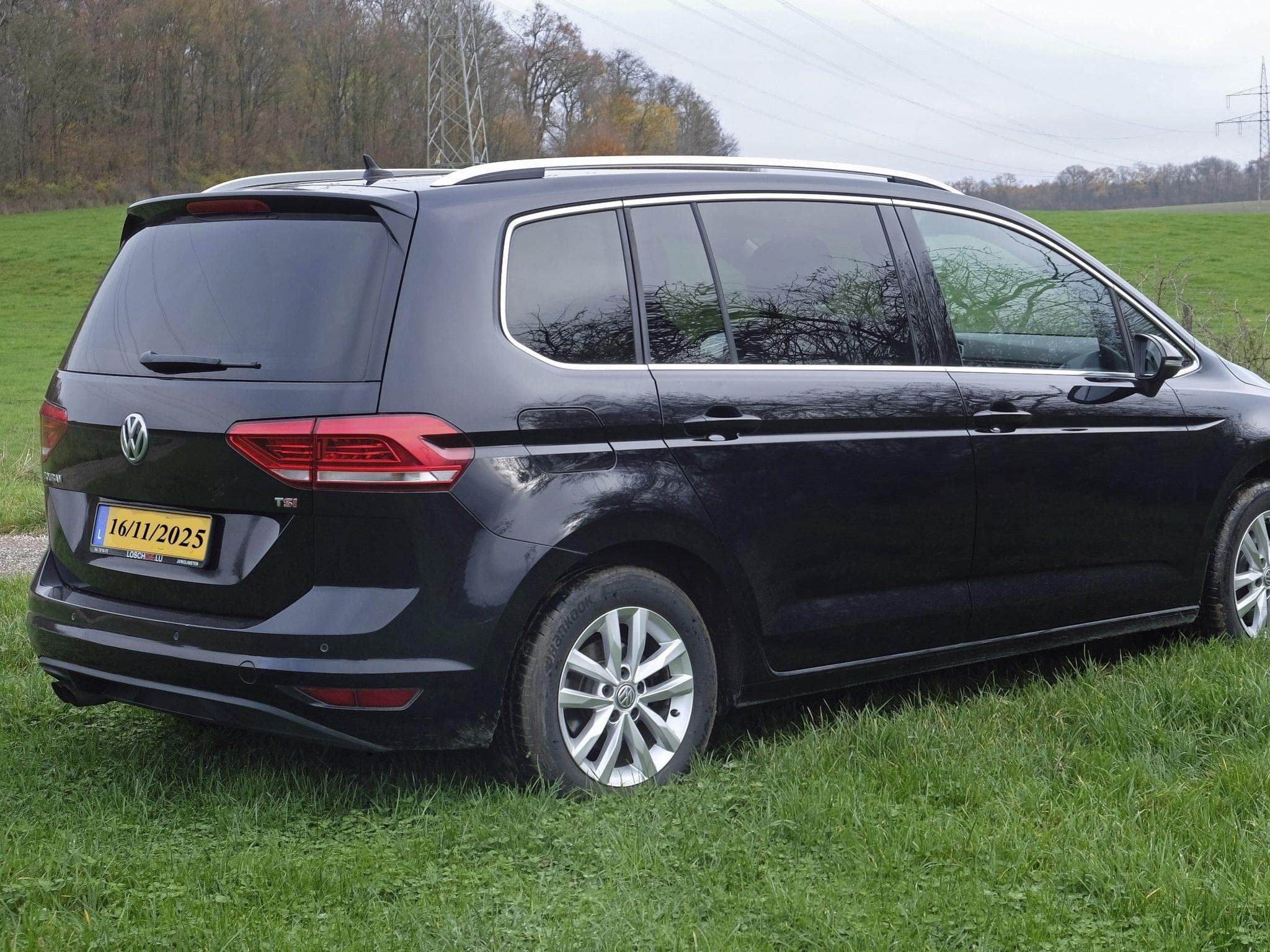 VW Touran (2016) - Foto 2