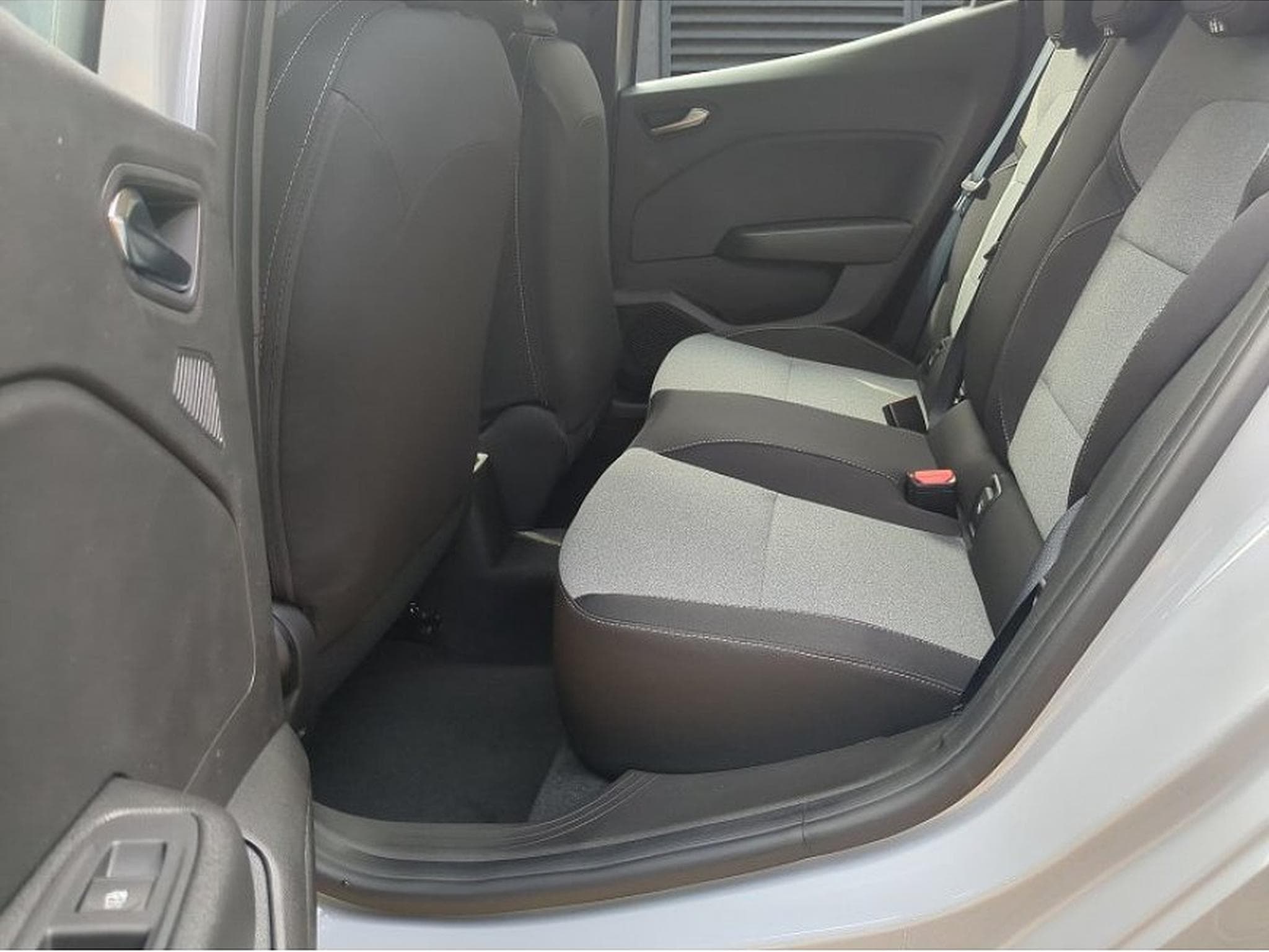 Renault Clio (2026) - Photo 6