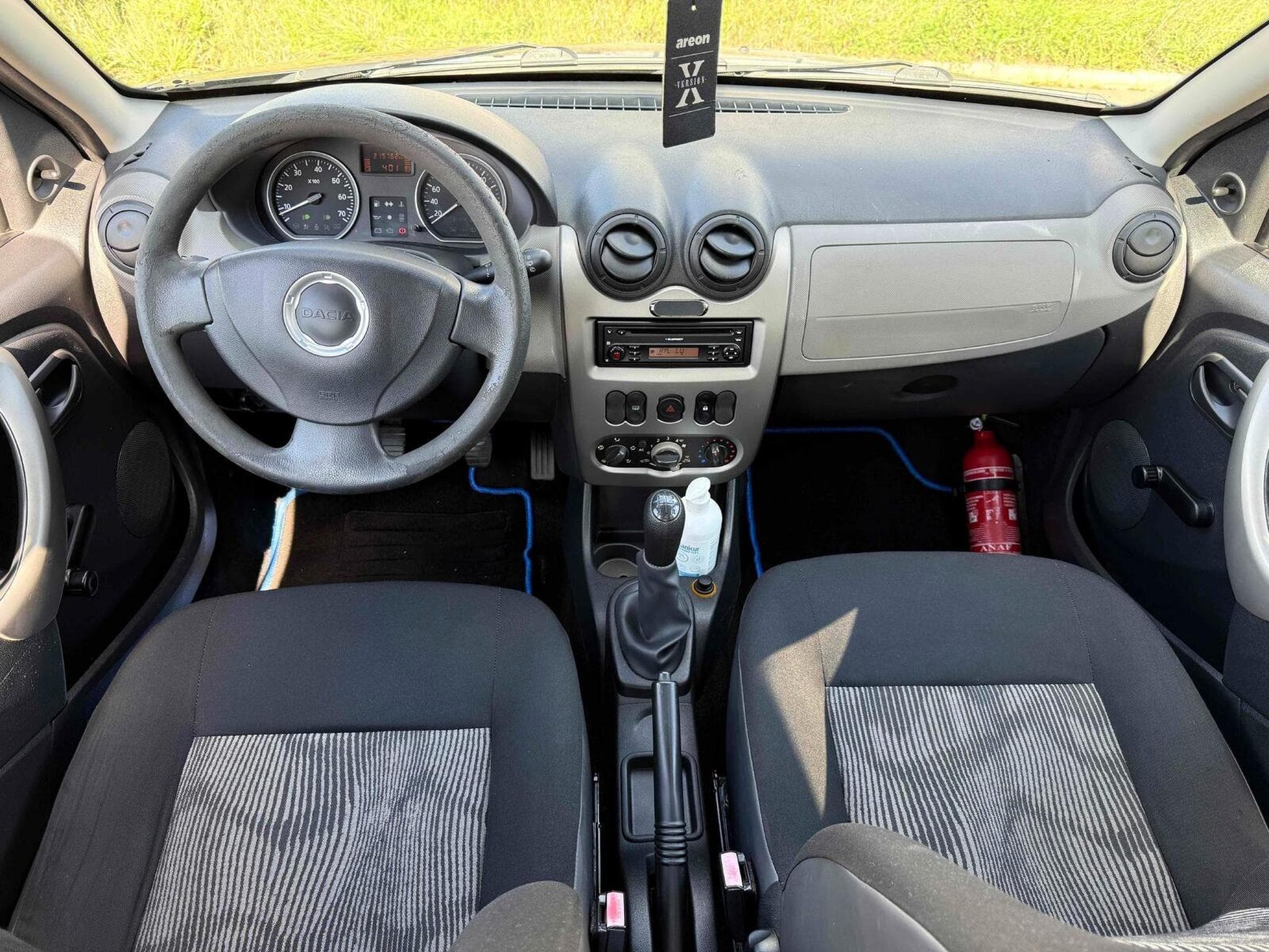 Dacia Sandero (2010) - Foto 3