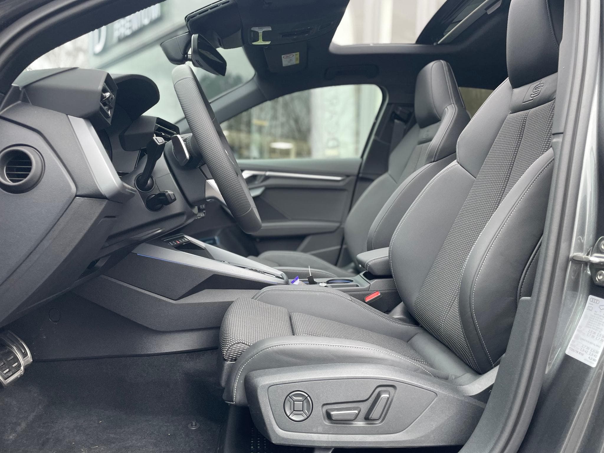 Audi A3 Sportback 35 TFSI S-tronic S line (2025) - Foto 7