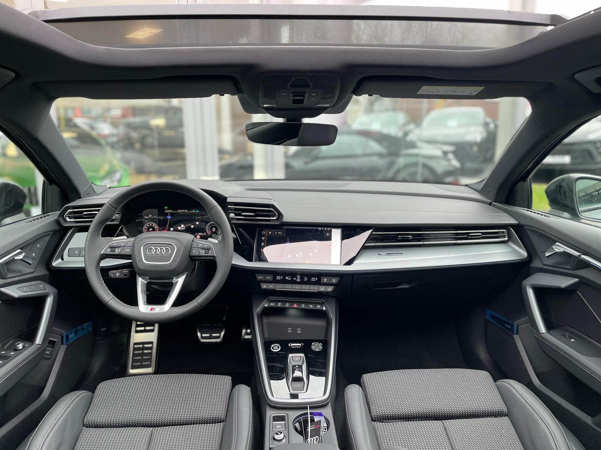 Audi A3 Sportback 35 TFSI S-tronic S line (2025) - Foto 11