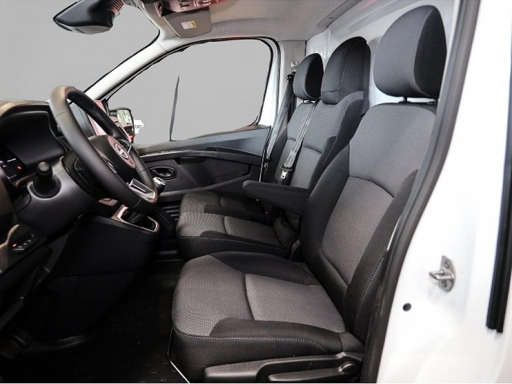 Nissan Primastar (2026) - Foto 6