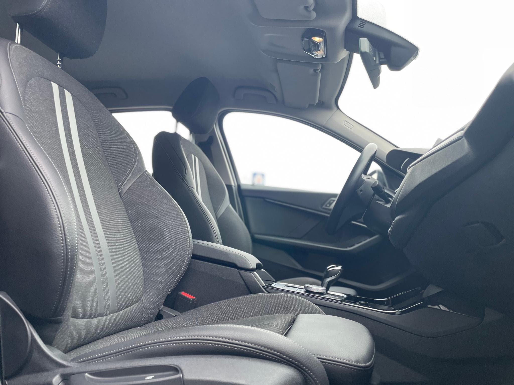 BMW 118 1.5l 140 Sportline Auto (2020) - Foto 4