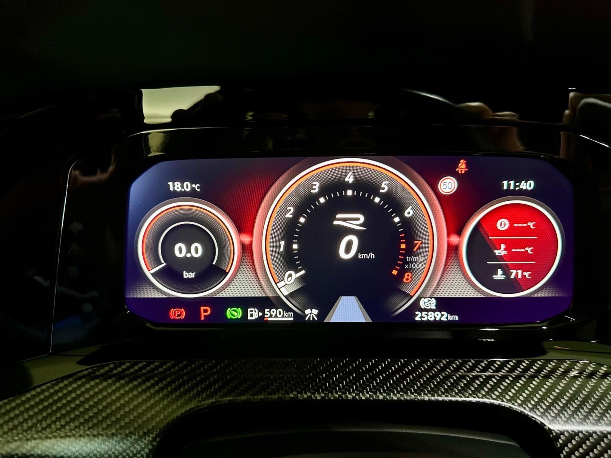 VW Golf Golf R – Série Spéciale “20 Years” (2024) - Foto 8